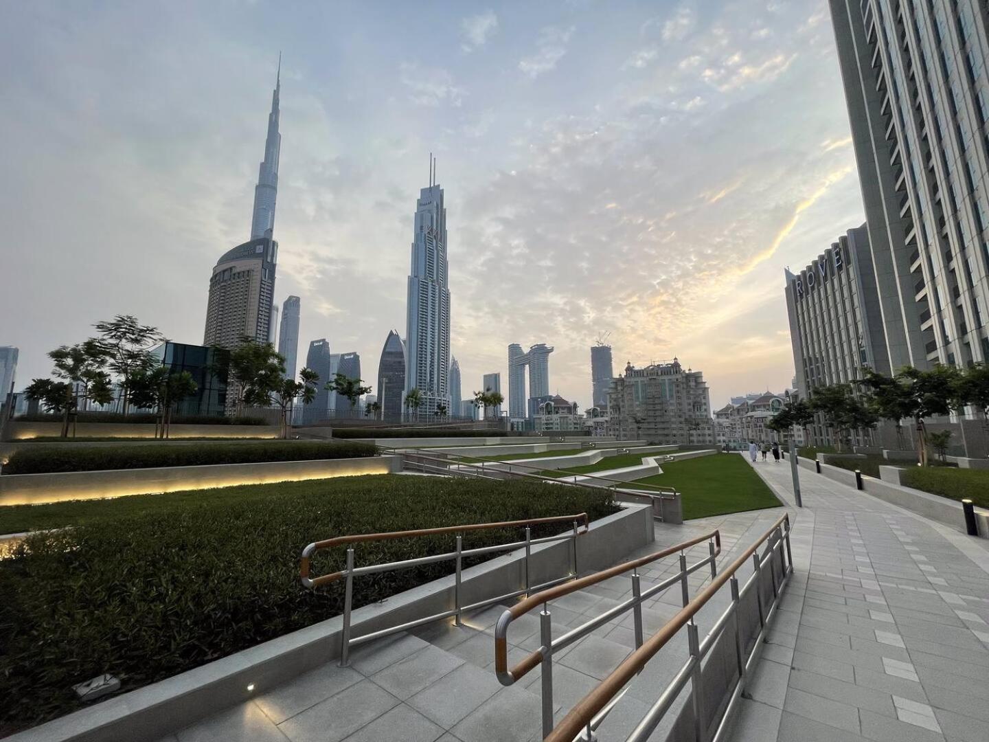 Lejlighed 3br Facing Mall 5 Min Walk To Burj Khalifa Dubai