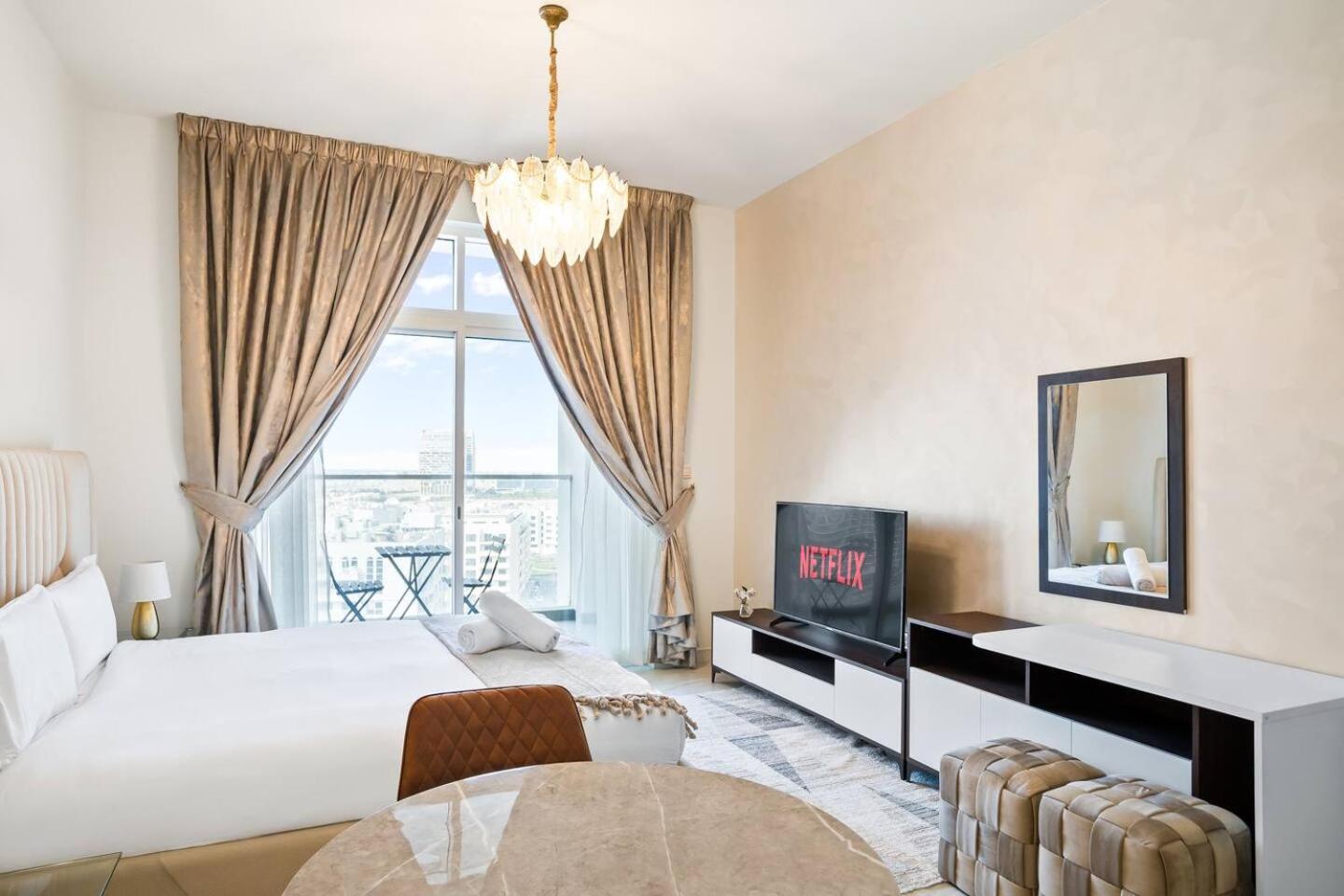 Apartamento Stylish Studio - Miracle Gardens