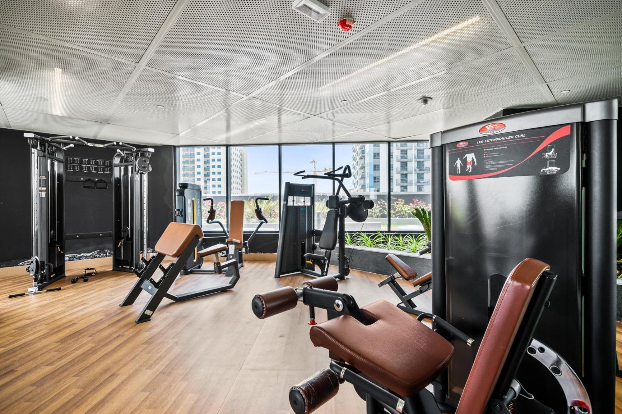 Luxury In Dubailand - Apartemen