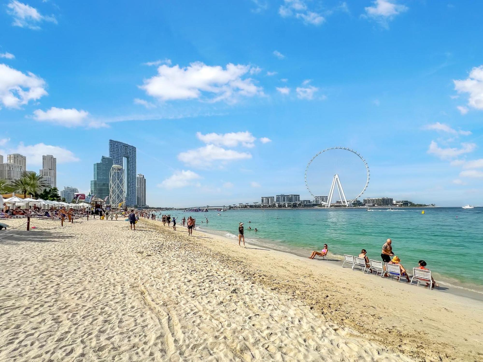 Apartamento Fam Living - Beachfront 1-bedroom In The Heart Of Jbr