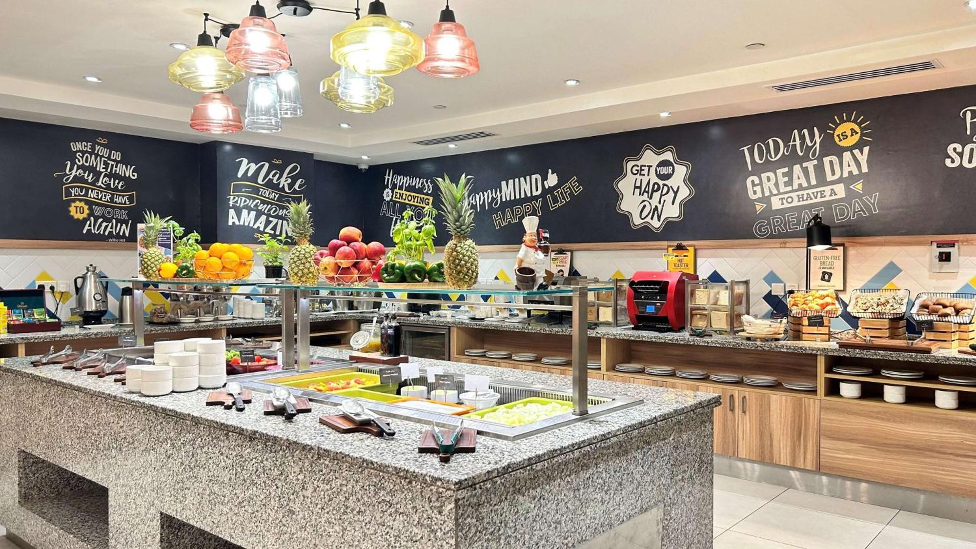 Hampton By Hilton Al Barsha 3* Dubaï