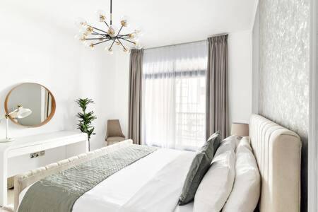 Silkhaus Heart Of Downtown 1 Bdr | Unique Design Apartament Dubai
