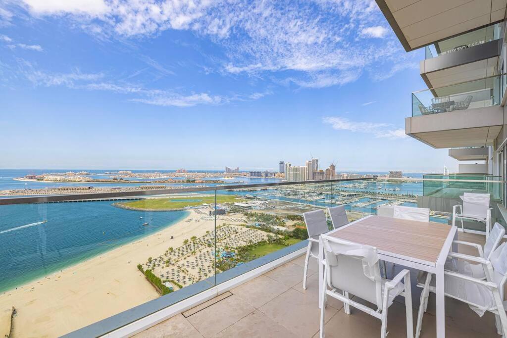 Private Beach - 4br - 8 Sleep - Pool - 180 Grades Sea & Ain View - Huge Balcony - Parking - Prime Location Apartamento *