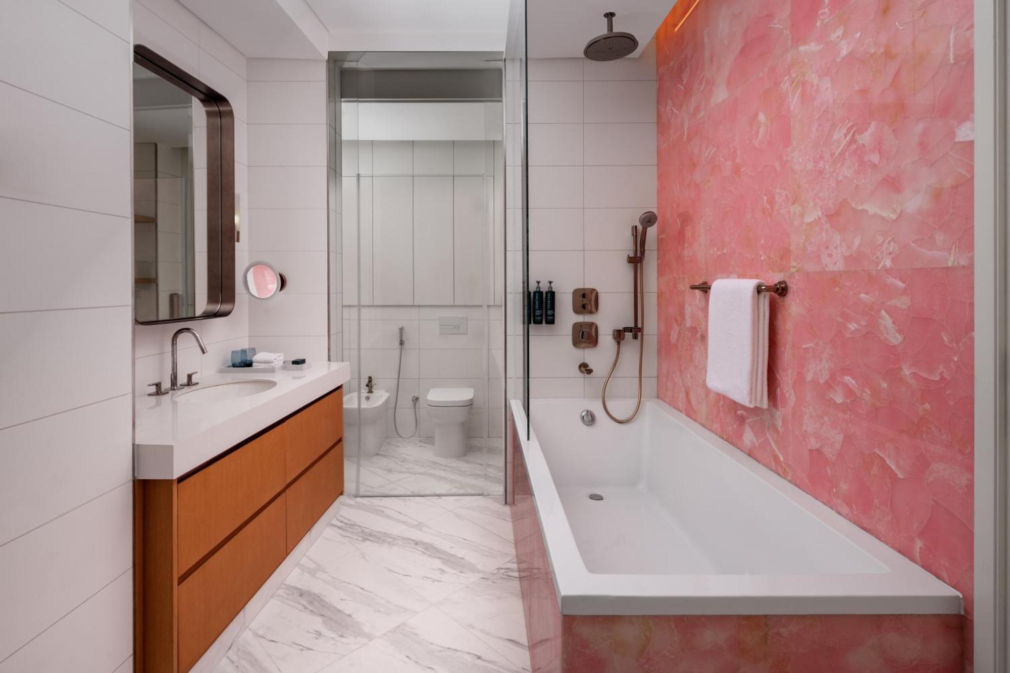 Hotell Hilton Creek & Residences Dubai