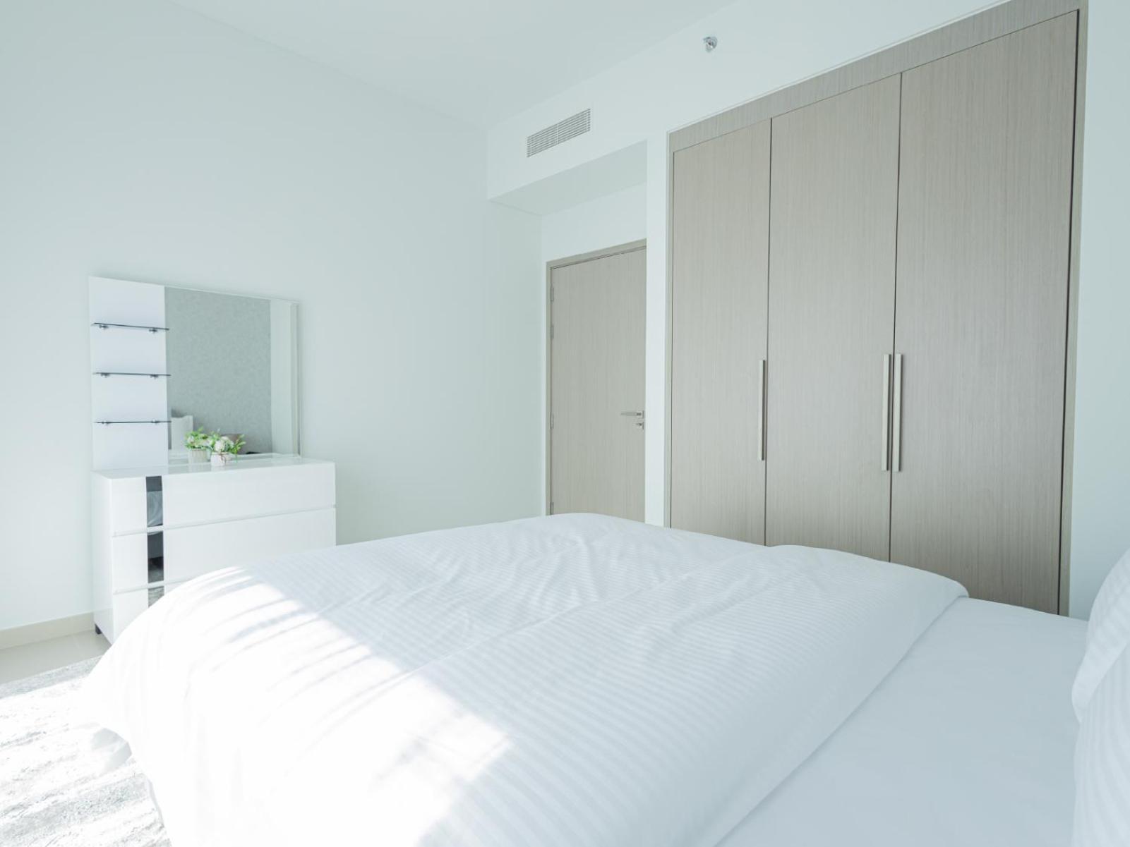 Mh- Act - Downtown 1bhk-ref4105