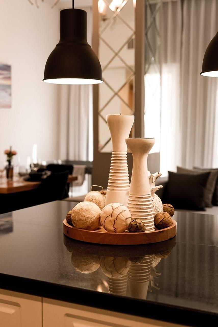 Dubaistay Luxury 2 Bedroom Jvc King And Queensize Appartement