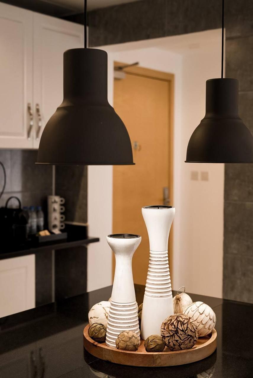 Appartement Dubaistay Luxury 2 Bedroom Jvc King And Queensize Dubai