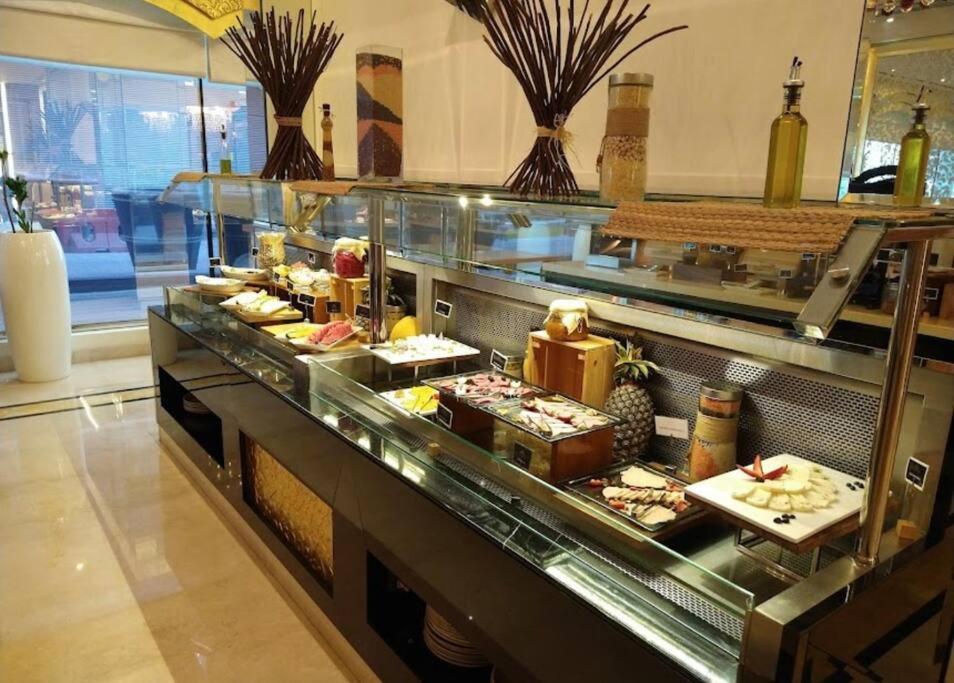 Lux Flat Next To Dubaimall With Burj Khalifa View! * Dubai