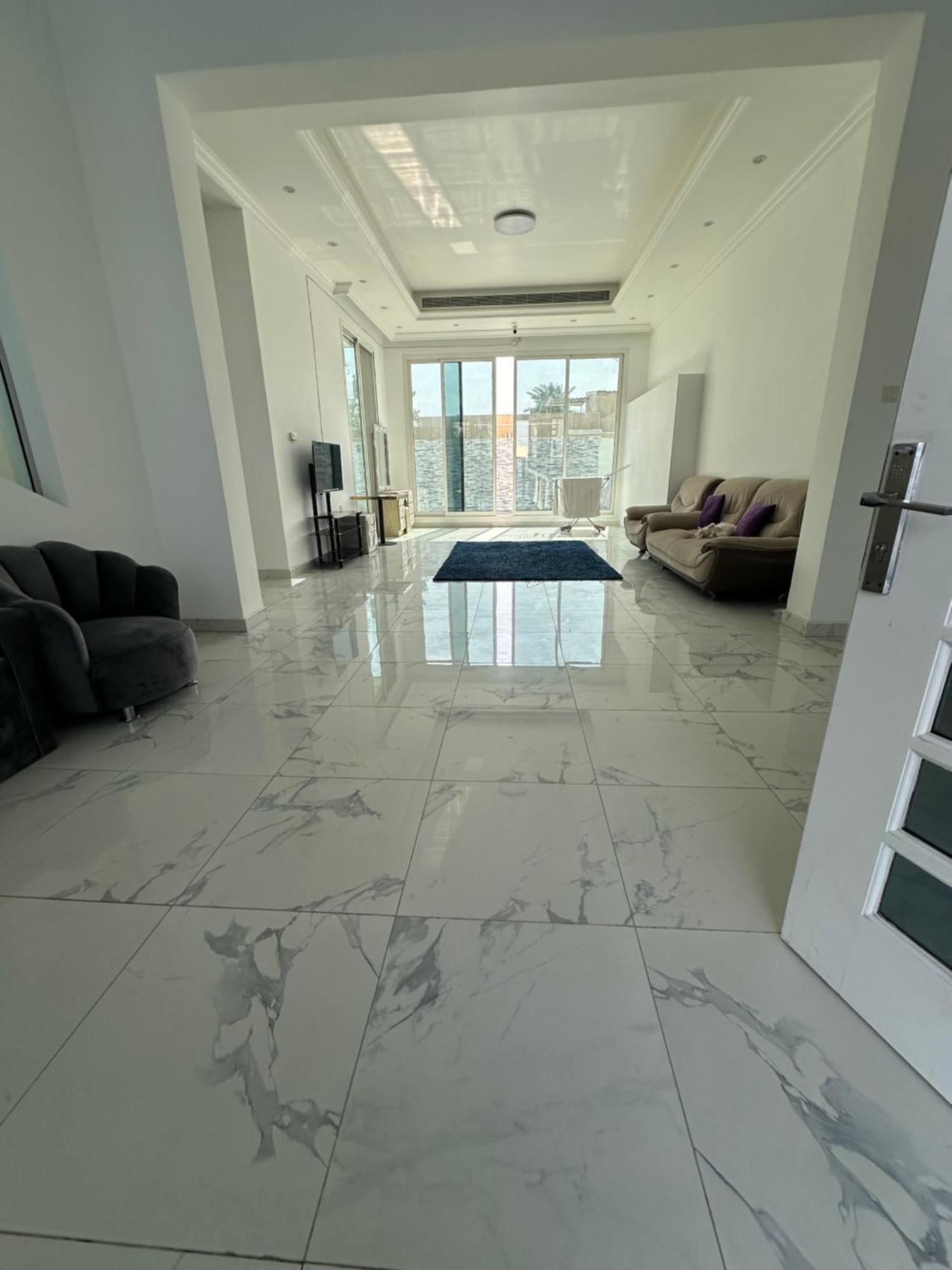 Centerpoint Duplex * Dubaï