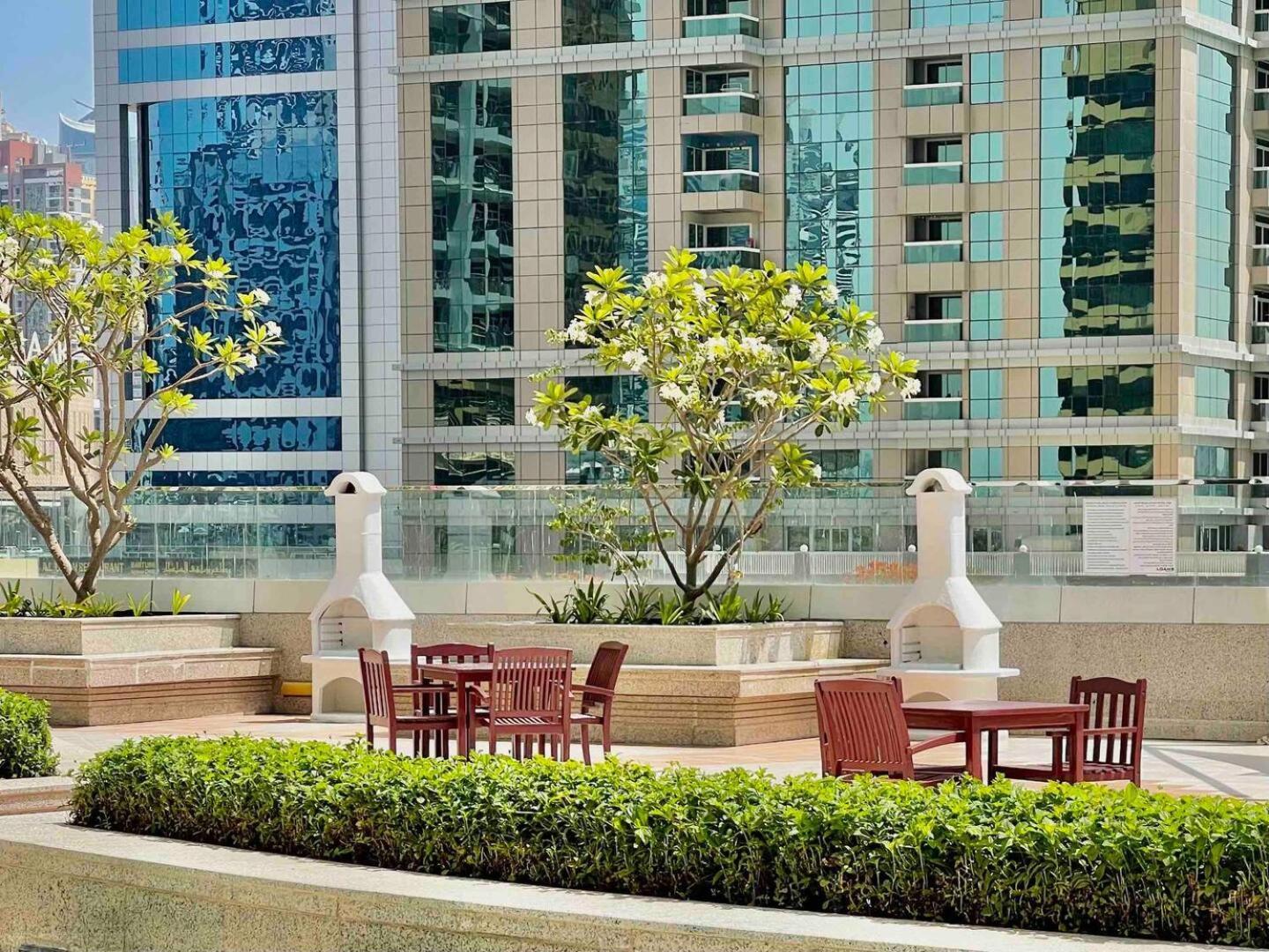 Appartamento Rustic Elegance By The In Jlt Dubai