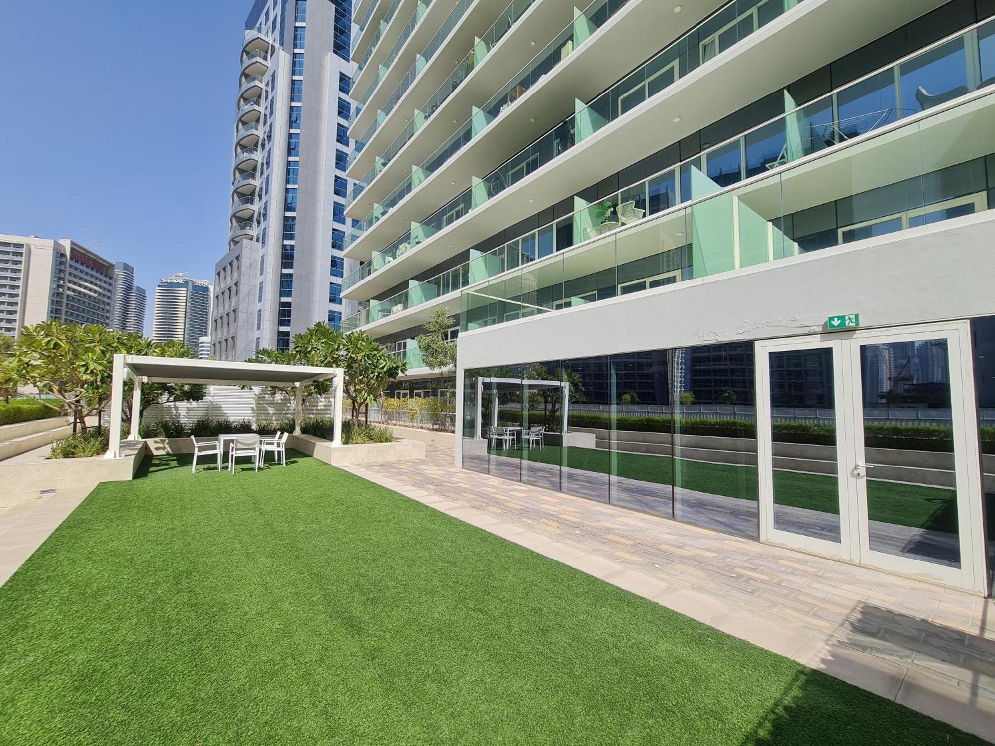 1br In Dubai-downtown