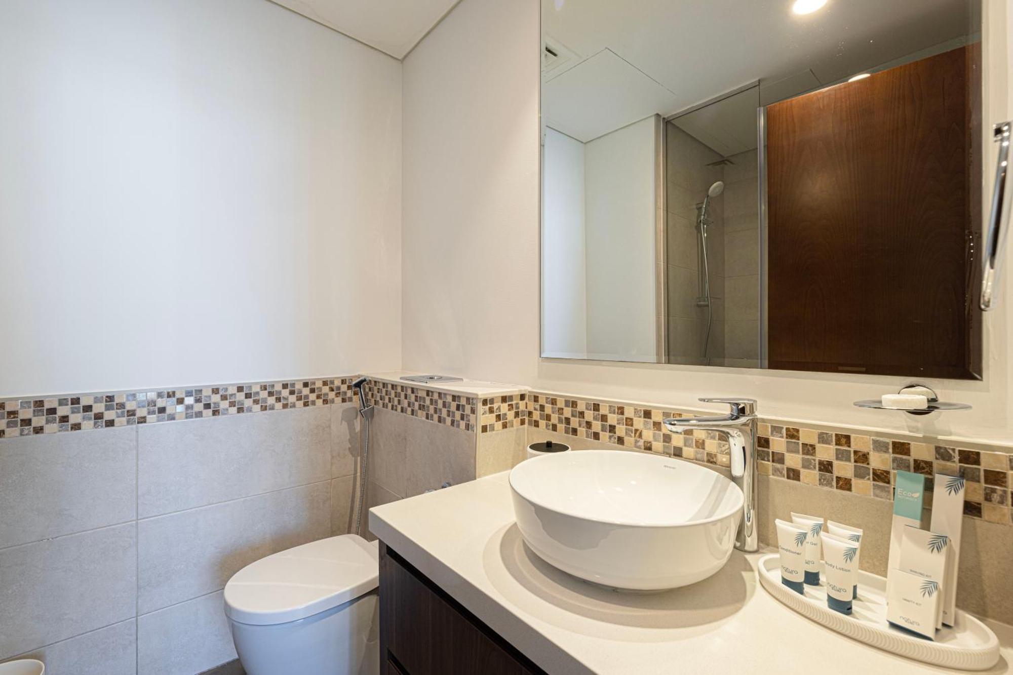 Appartement New Designed 2-br Downtown *