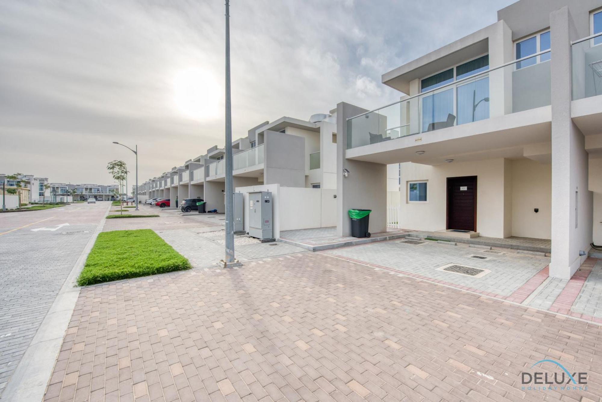 Tranquil 3br Townhouse At Albizia Damac Hills 2 By Deluxe Homes * Dubai