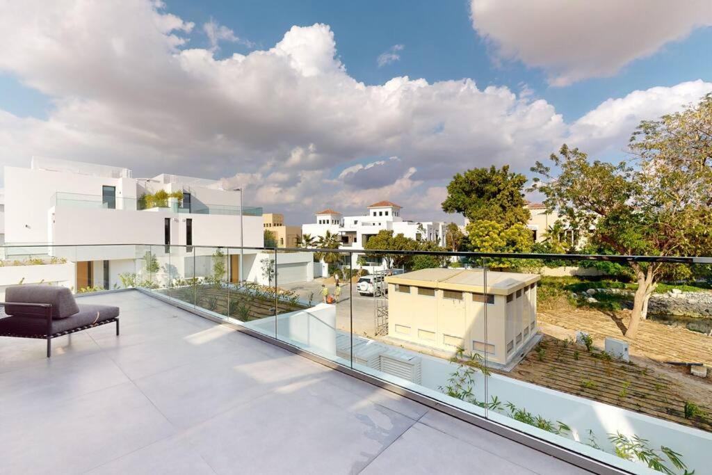 Luxurious 5 Bed - Al Barari Villa Dubái