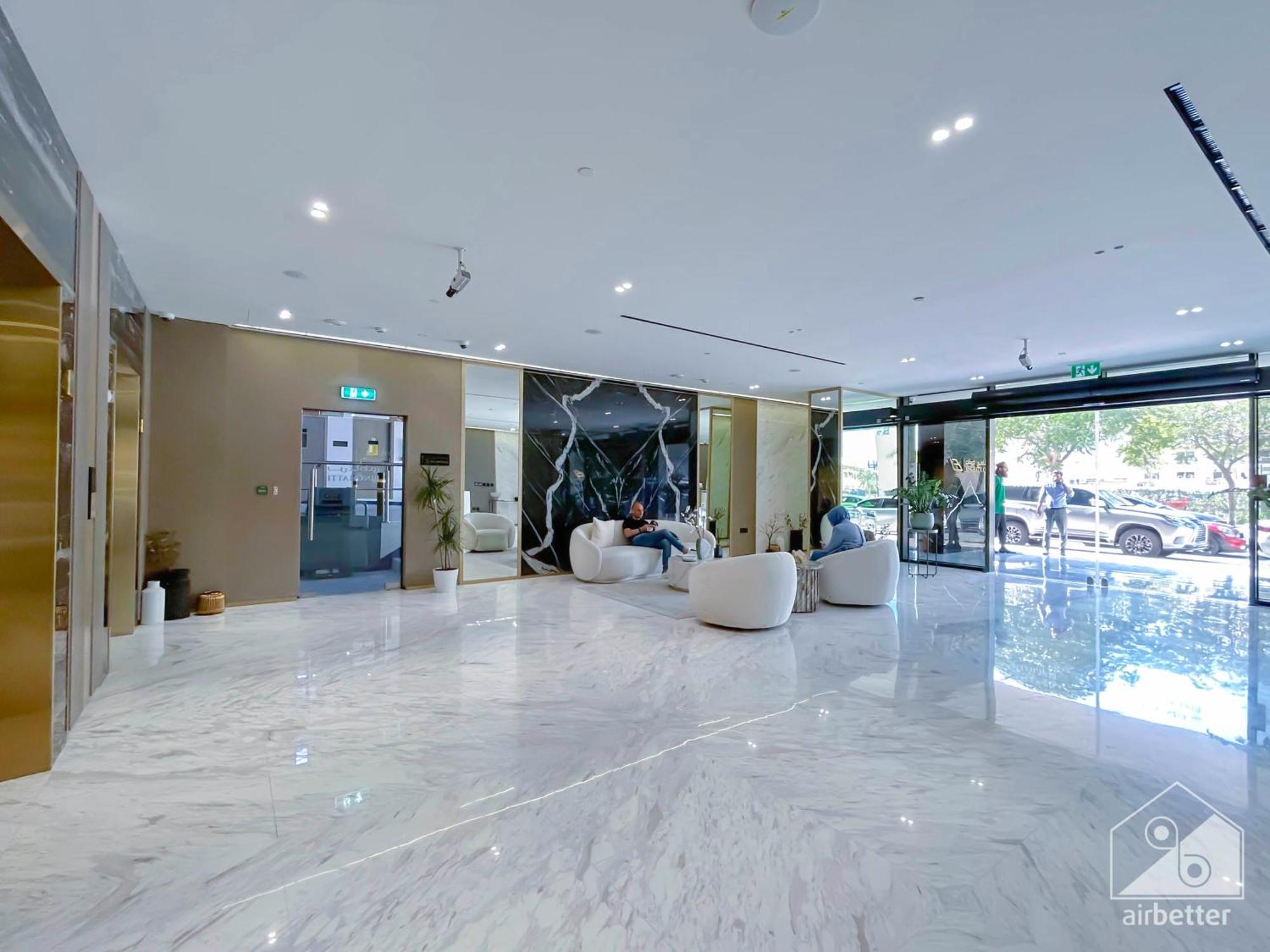 Brand New 1bedroom With Balcony In Jvc Appartement Dubaï