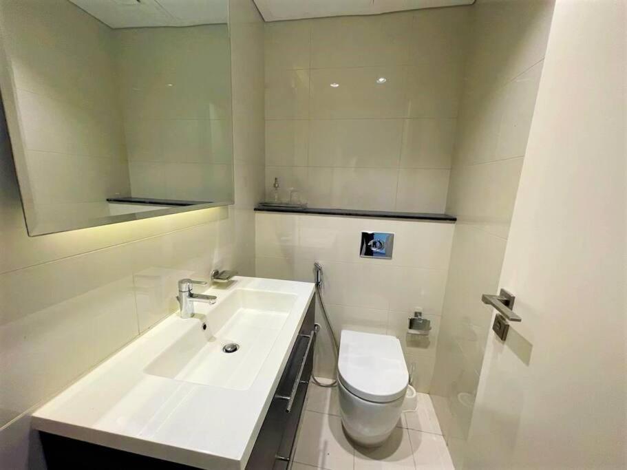 Apartamento Elegant Two Bedroom In Damac Majestine - Business Bay - Ezytrac *