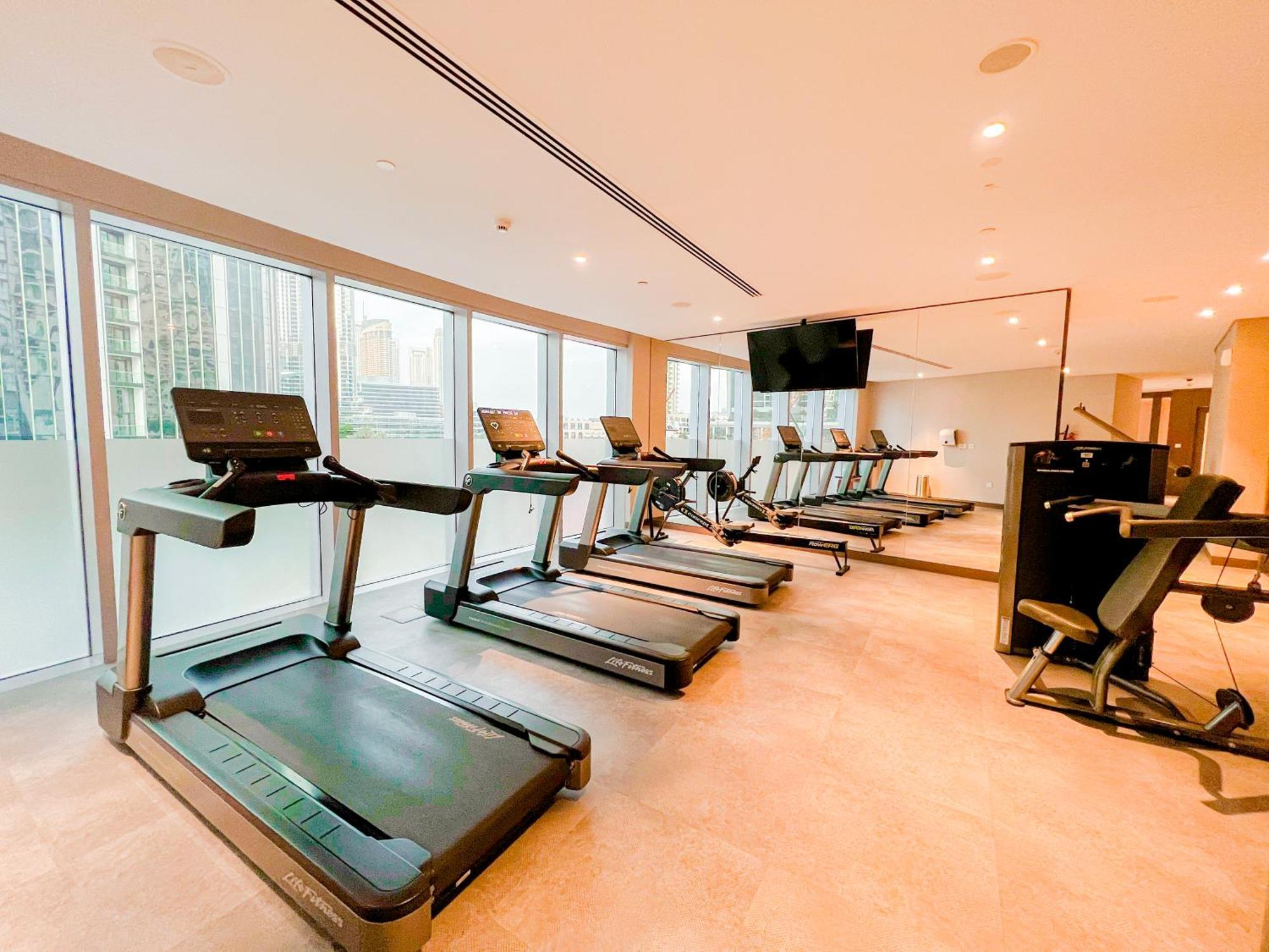Apartamento Downtown Luxury - Stunning Burj Khalifa & Sea View - 5 Minutes Walk To Mall Dubái