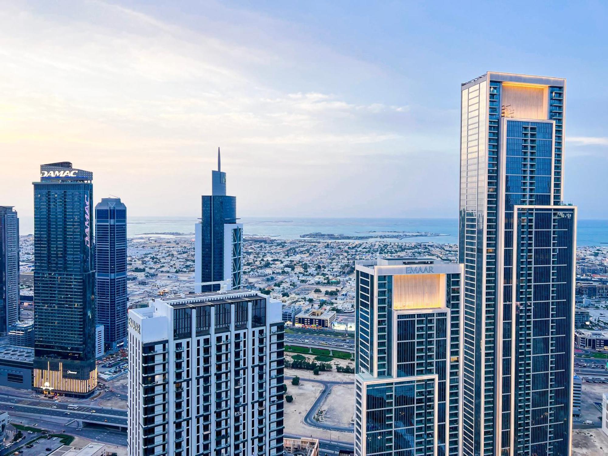 Downtown Luxury - Stunning Burj Khalifa & Sea View - 5 Minutes Walk To Mall * Dubái