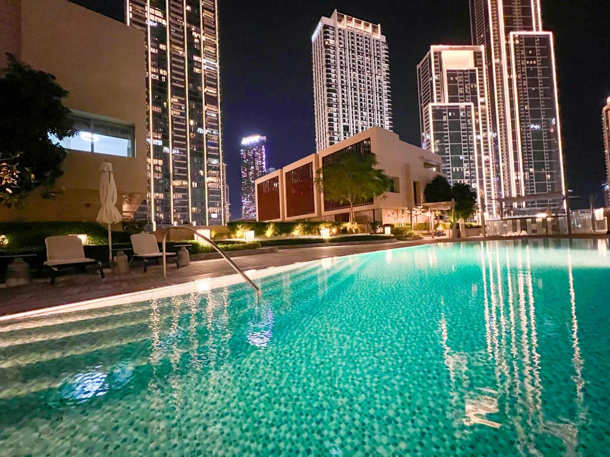 Downtown Luxury - Stunning Burj Khalifa & Sea View - 5 Minutes Walk To Mall Apartamento Dubái