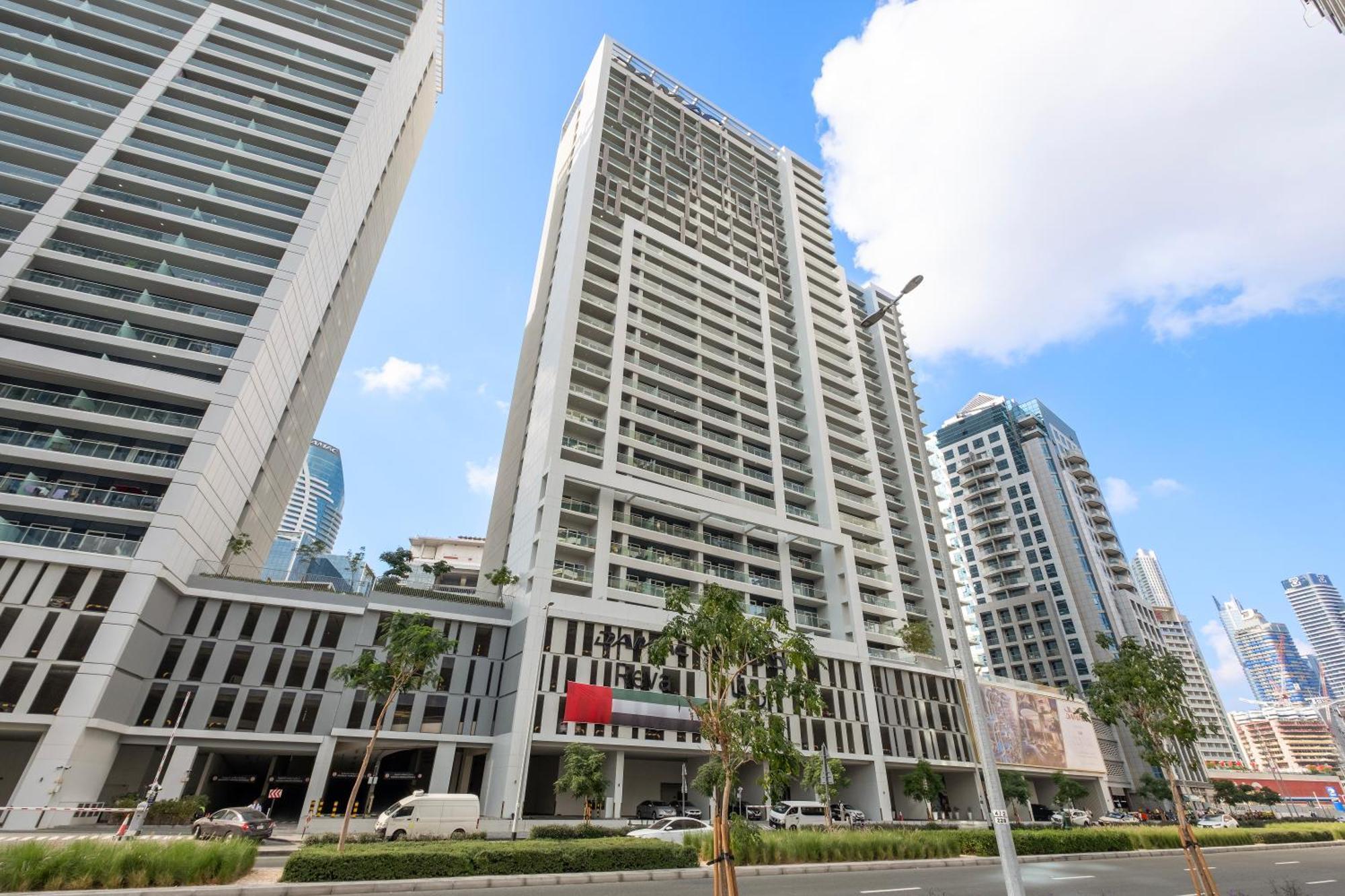 Apartment 1bhk Canal View Near Mall