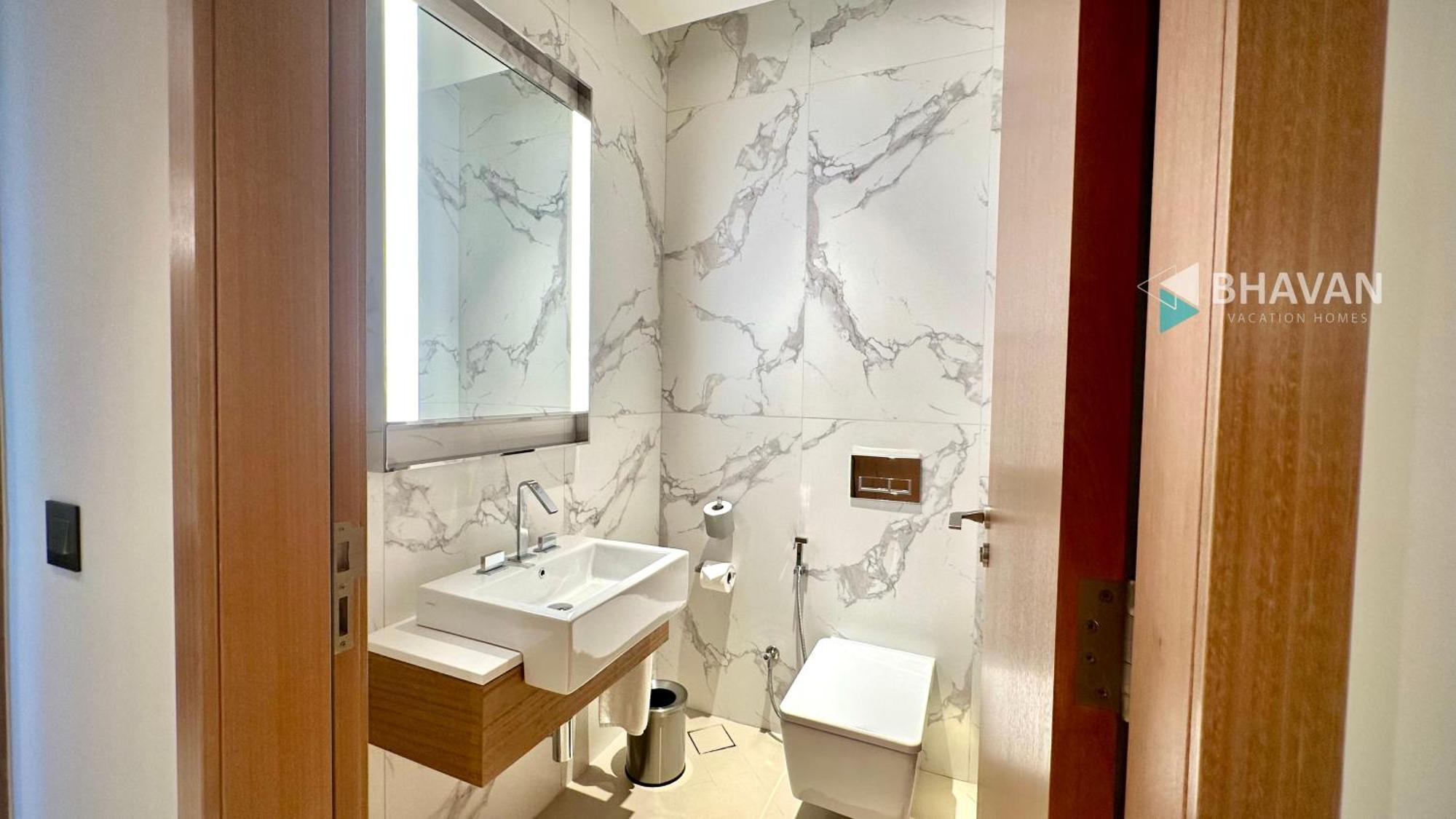 Lejlighed Luxury 2br In Downtown By Bhavan By Bhavan *