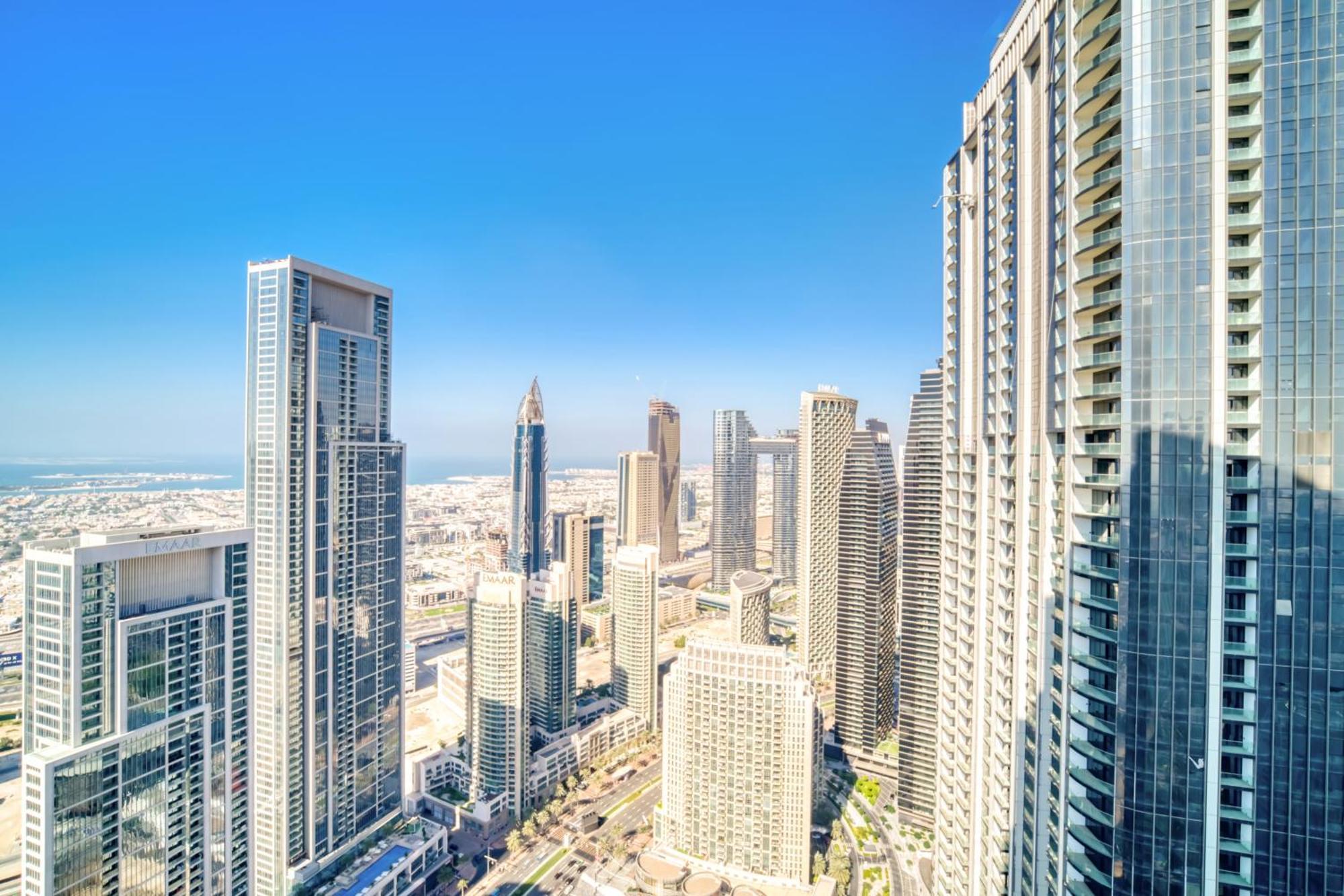 Downtown Luxury - Stunning Burj Khalifa & Sea View - 5 Minutes Walk To Mall Apartamento *