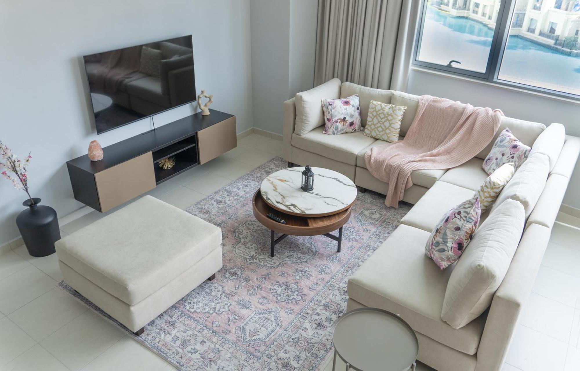 Appartement Downtown Oasis, Burj Khalifa Views, Luxury Amenities Dubai