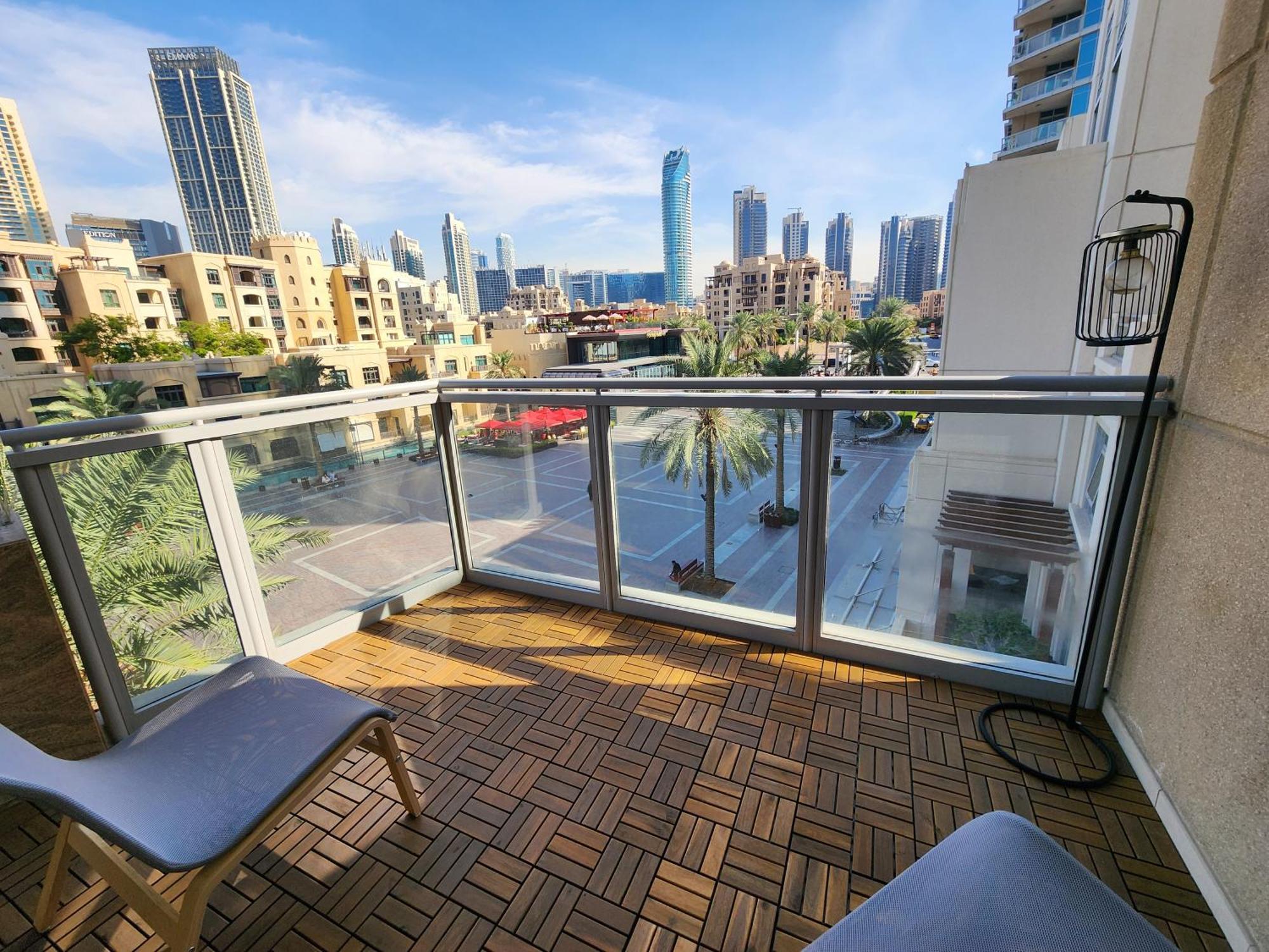 Downtown Oasis, Burj Khalifa Views, Luxury Amenities Appartement