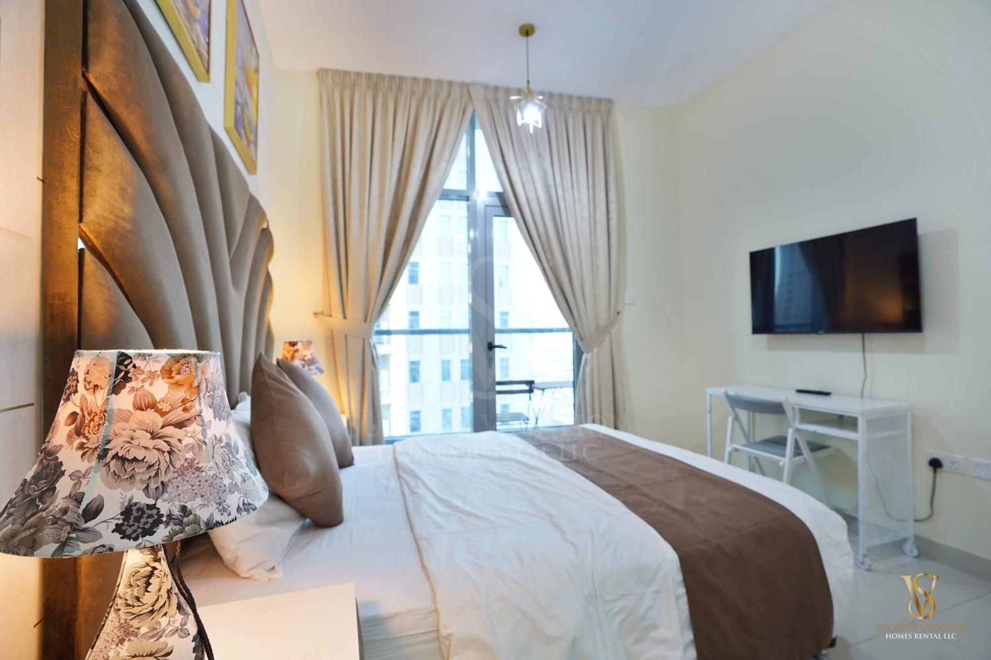 Marina , Success Luxury Apartments, Near Jbr And Metro Station-daily Free Housekeeping Included *