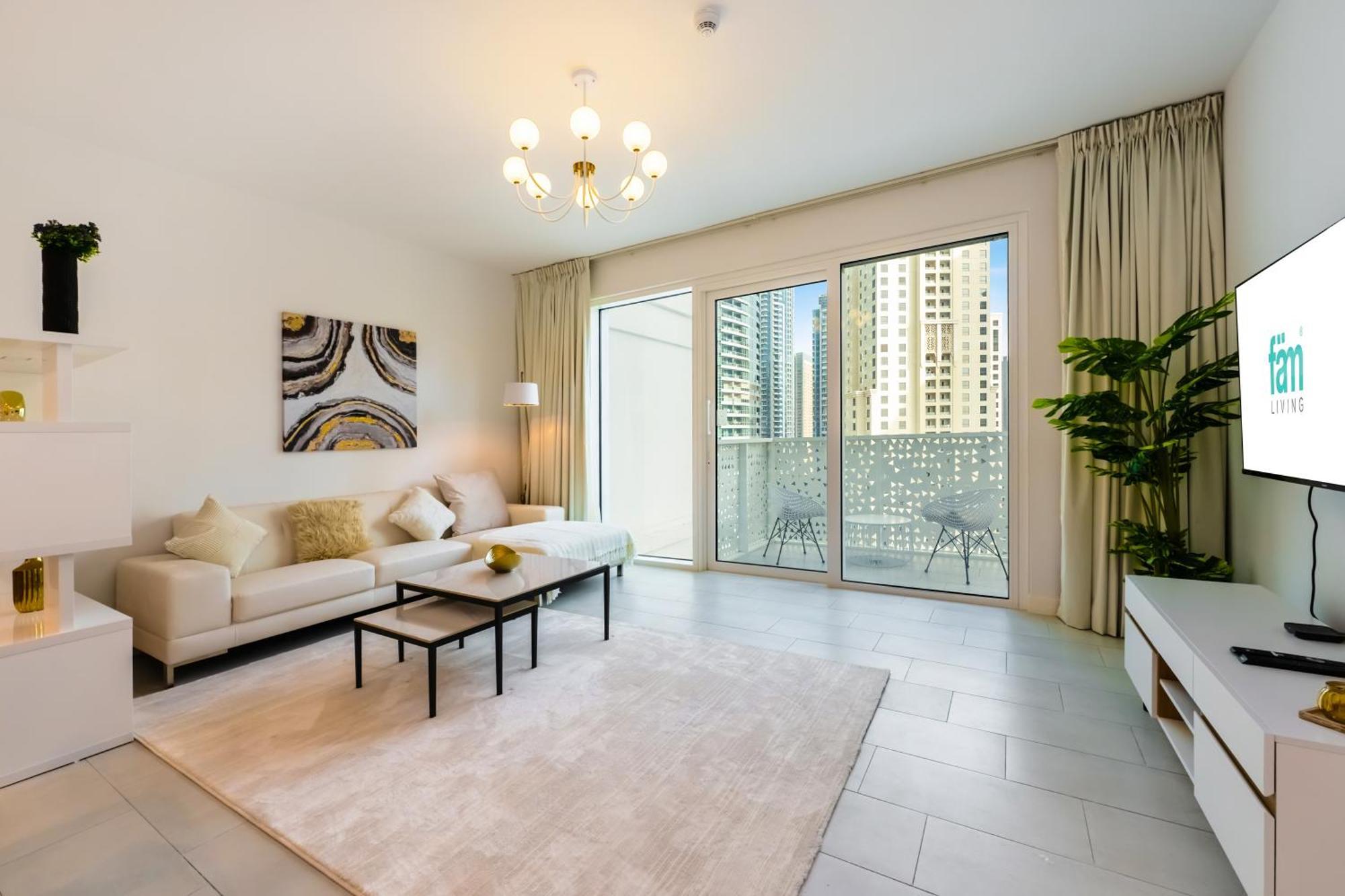 Apartamento Fam Living - Beachfront 1-bedroom In The Heart Of Jbr