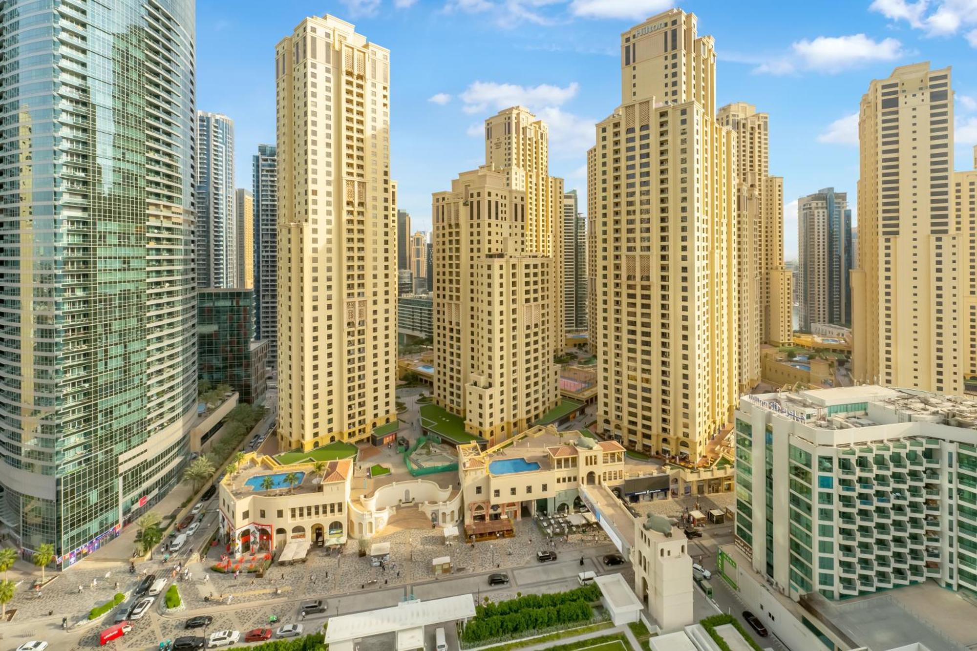 Apartamento Fam Living - Beachfront 1-bedroom In The Heart Of Jbr Dubai
