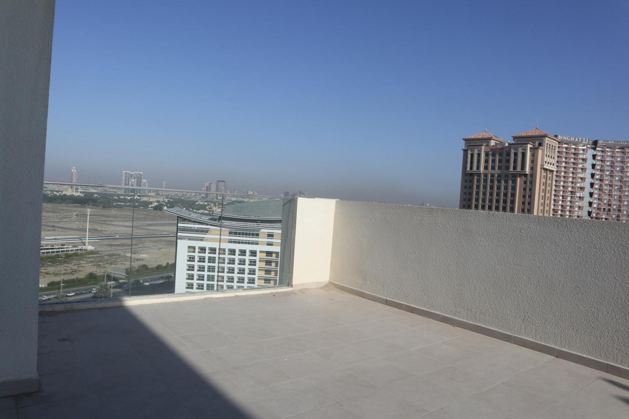 Burj Khalifa View Ensuite King Bedroom In A 2 Bedroom Mall 8mins *