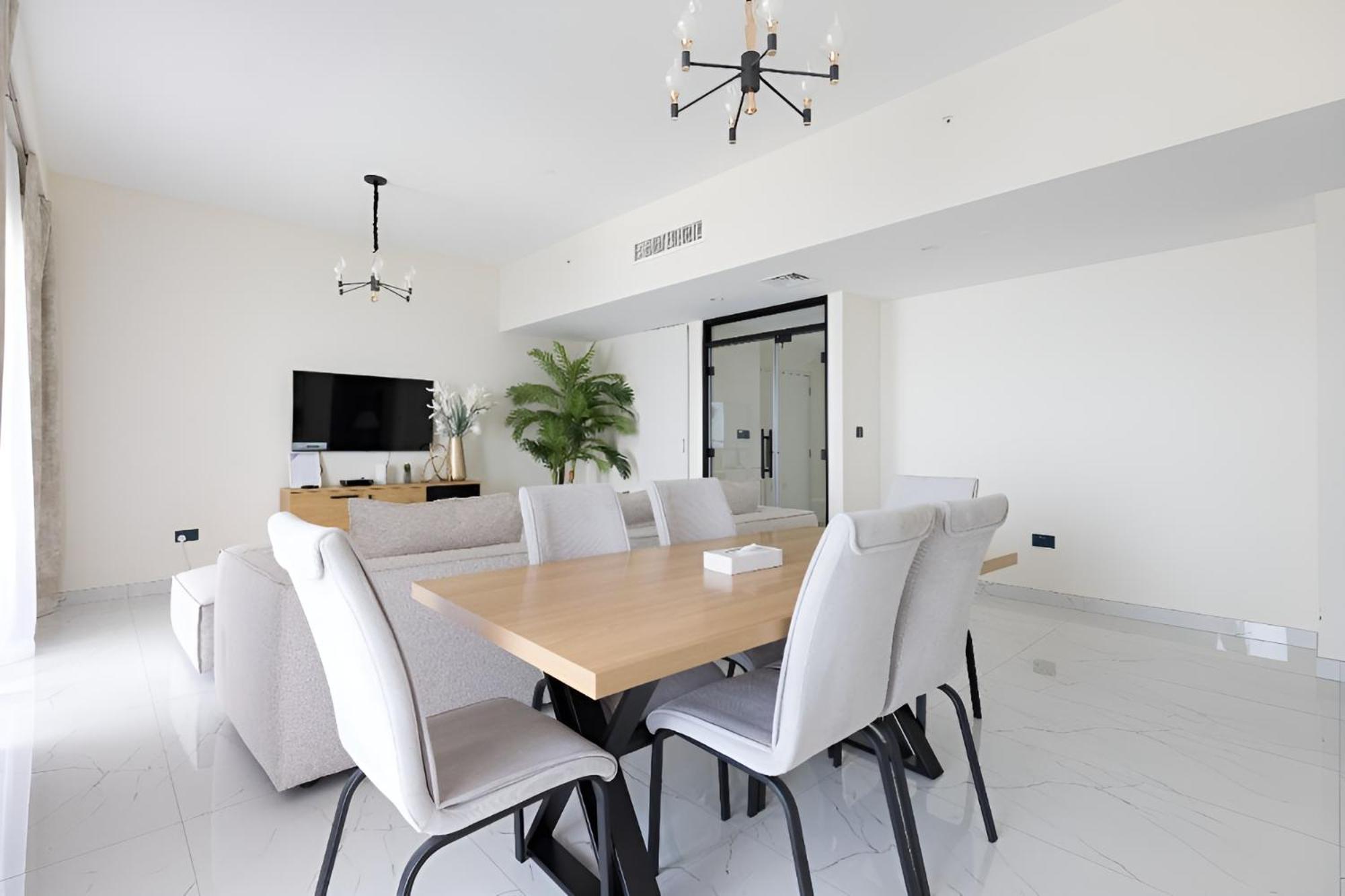 Spectacular Seaview Your Coastal Dream Awaits Apartment