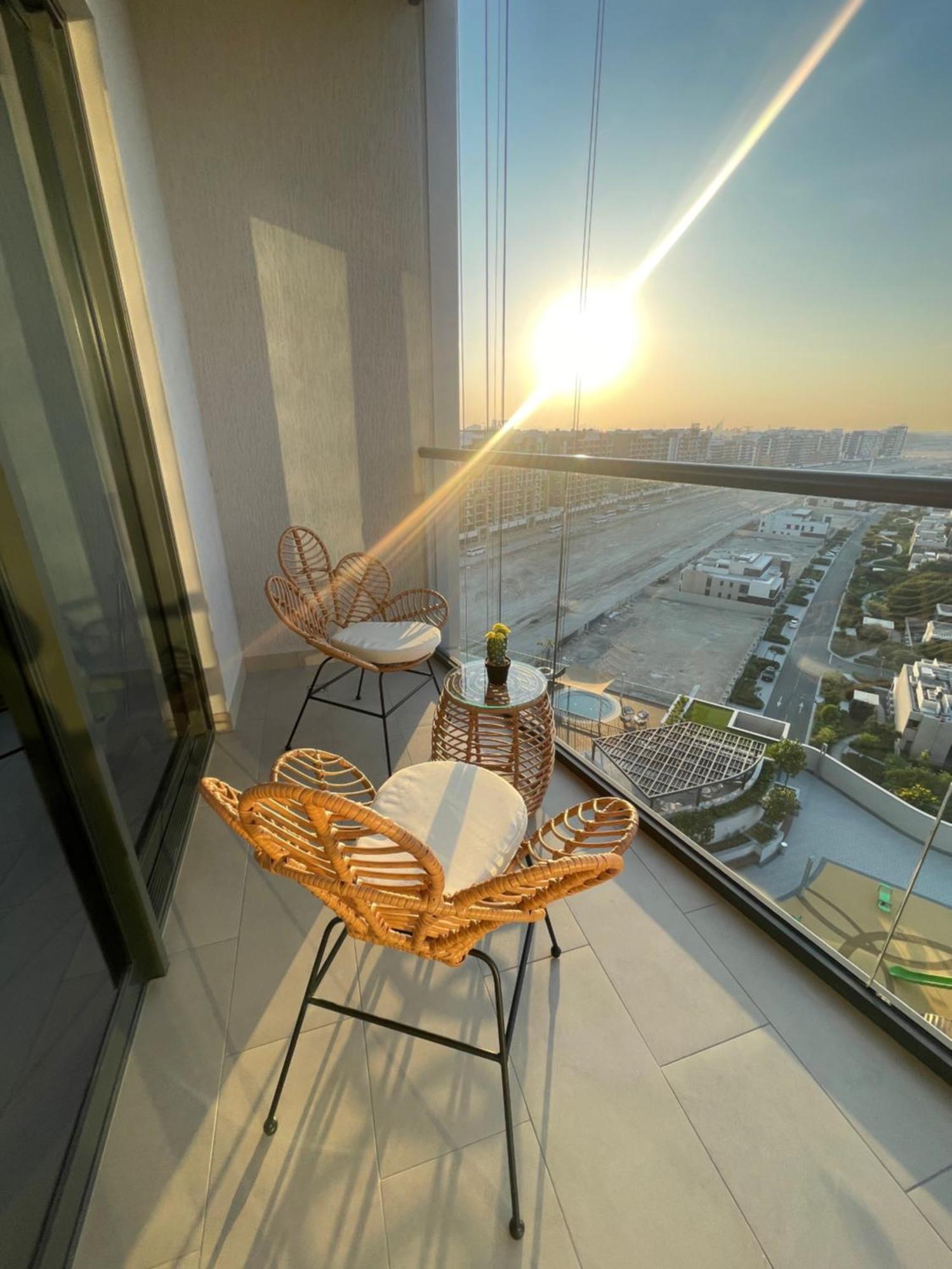 Spacious 1 Bhk In Sobha Waves Grande *