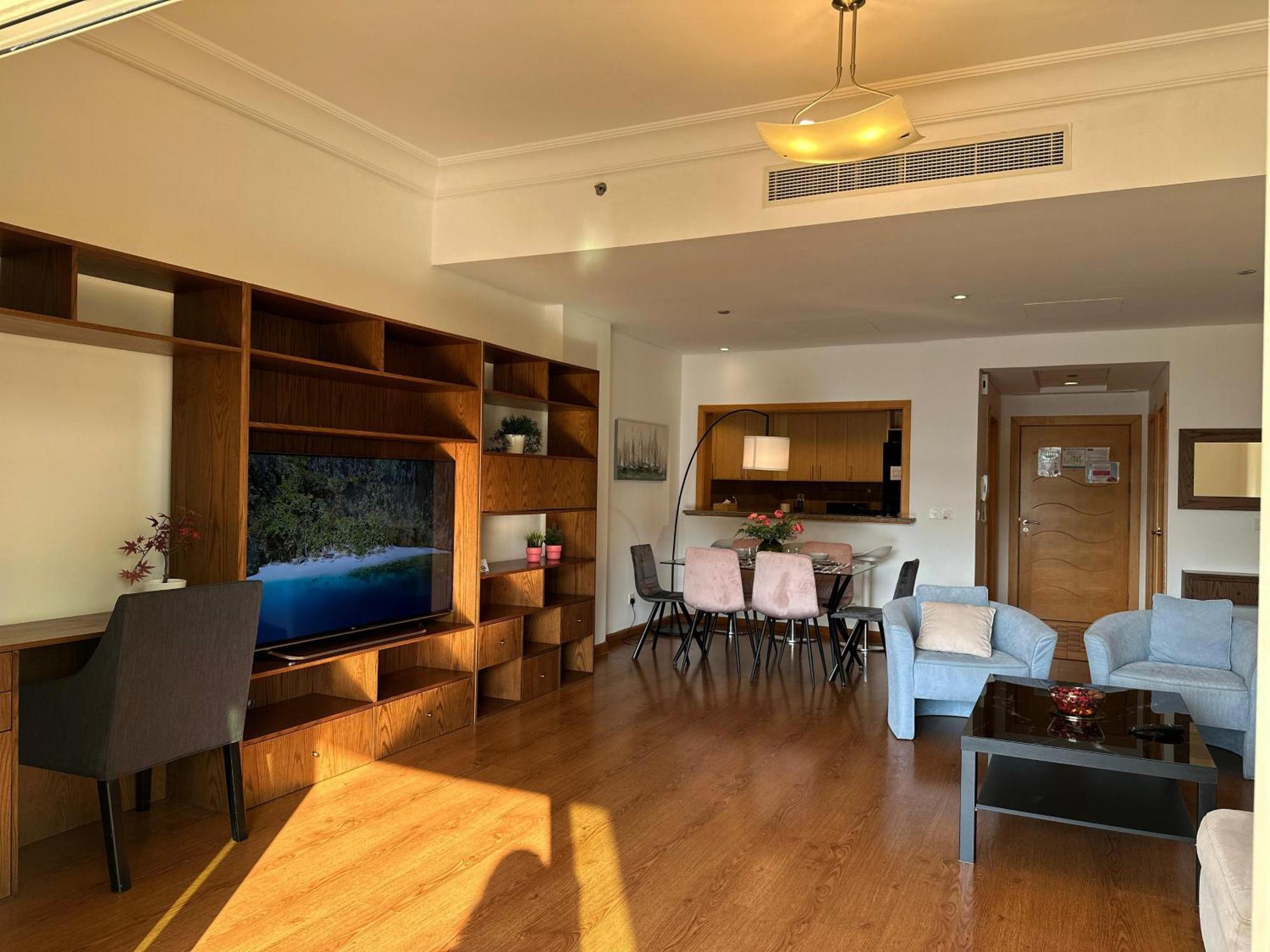Apartament Seaside Serenity Elegant 1br Escape In Palm Jumeirah By La Buena Vida Homes *