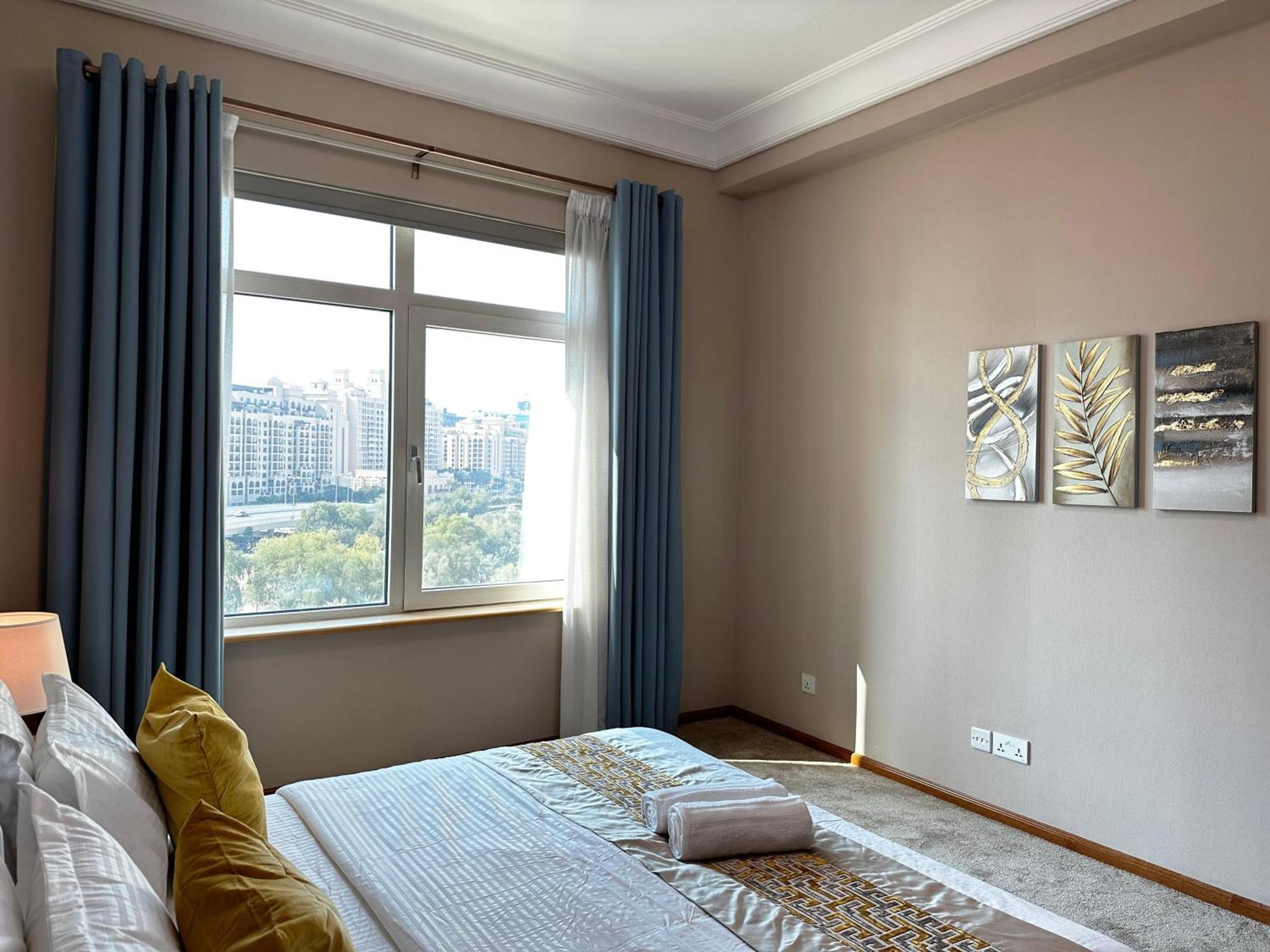 Seaside Serenity Elegant 1br Escape In Palm Jumeirah By La Buena Vida Homes Apartament