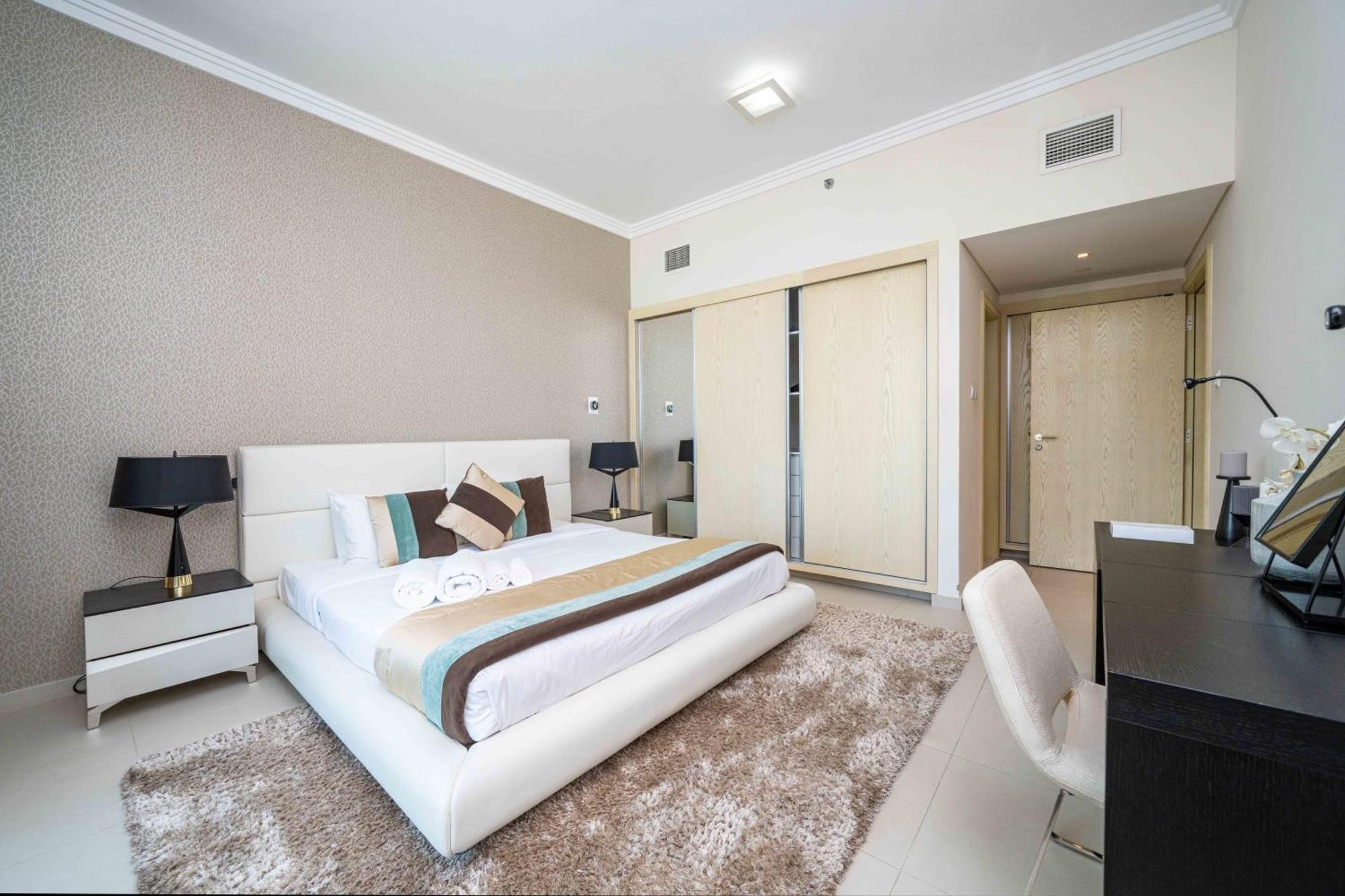 Beachfront 1 Bed With Full Jbr View Apartamento Dubai