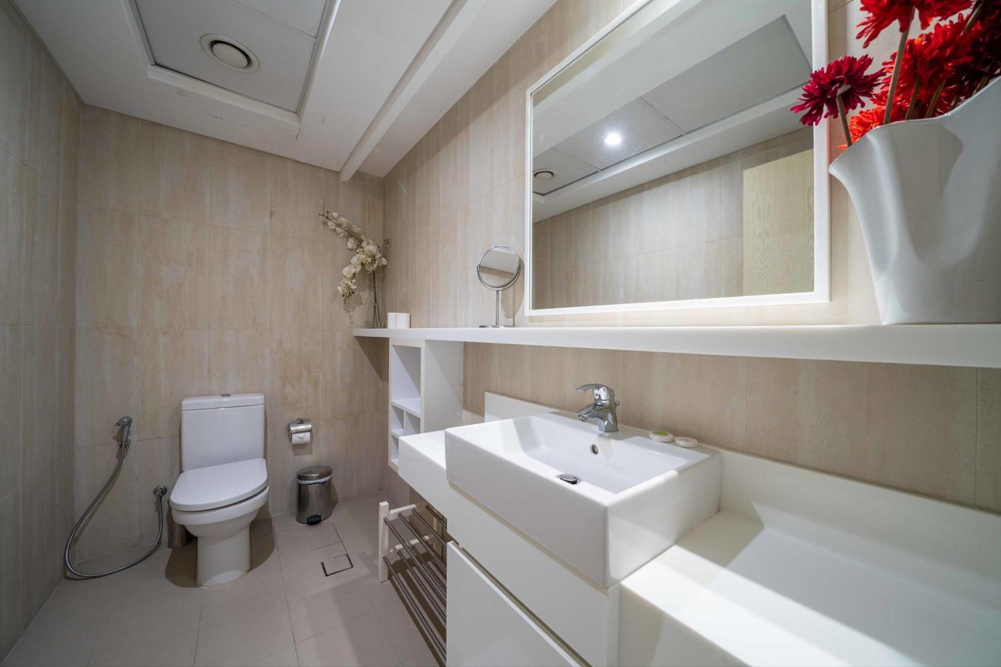 Beachfront 1 Bed With Full Jbr View Apartamento *