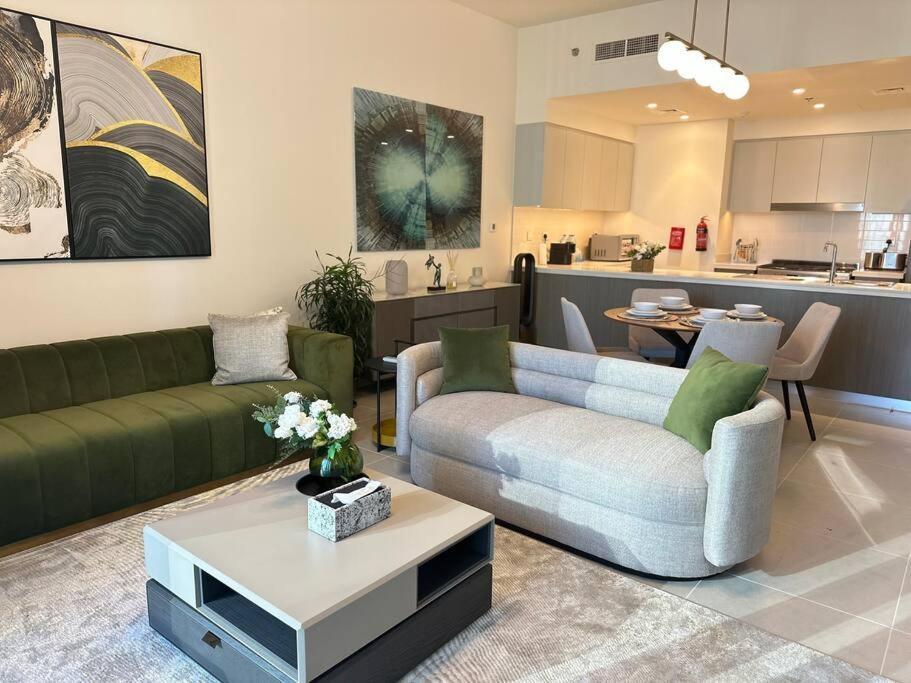 Elite Downtown Apartment *