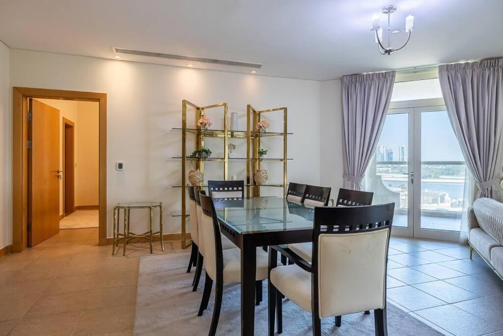 Fully Upgraded, Amazing 3 Maid At The Palm * Dubaï