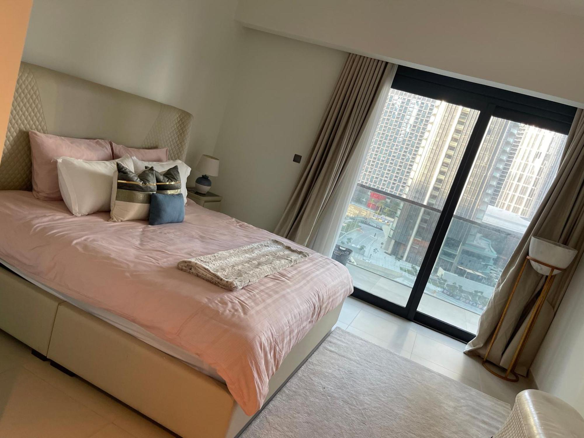 Burj Khalifa And Fountain View 2bedrooms Dubái