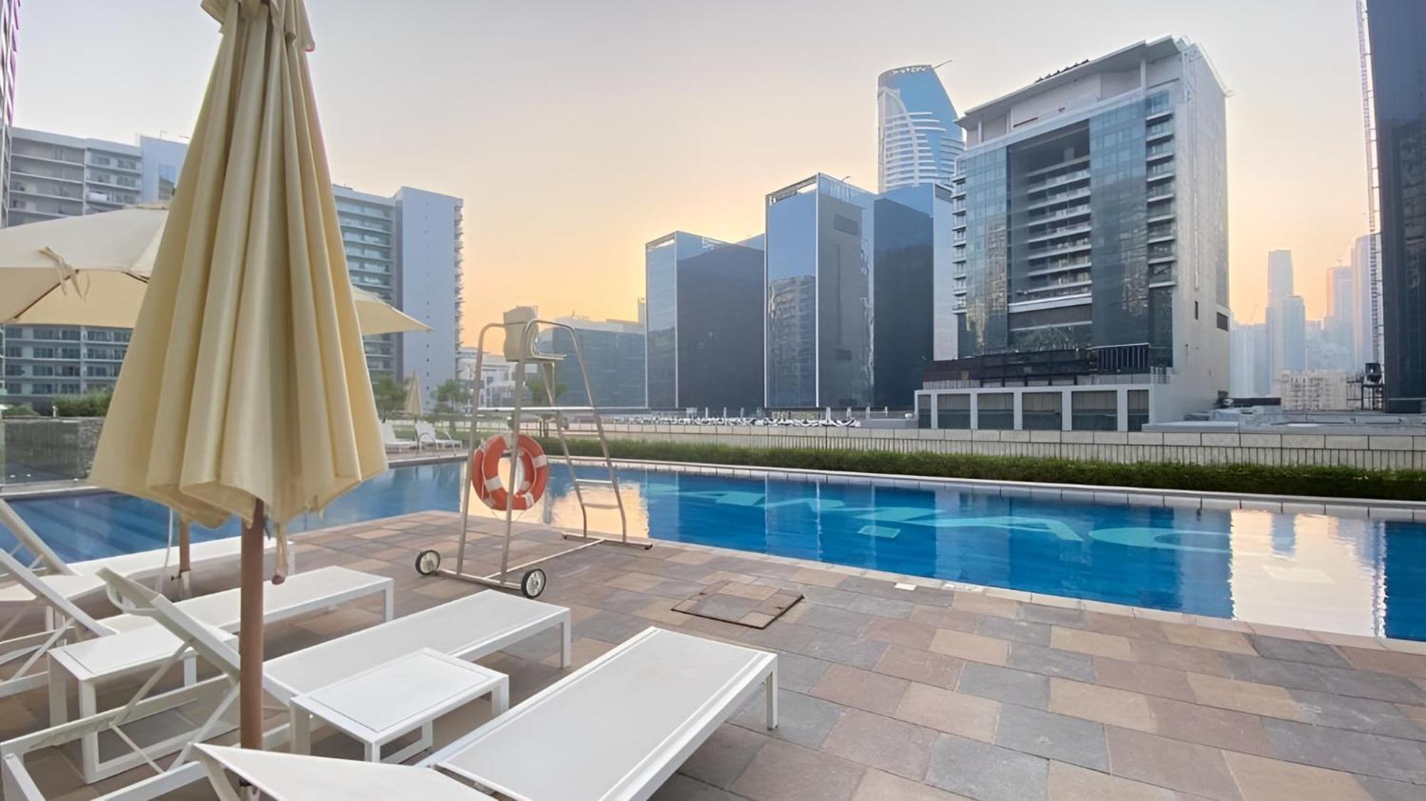 Prime Location Business Baystylish,cozy 1-bd Apartamento