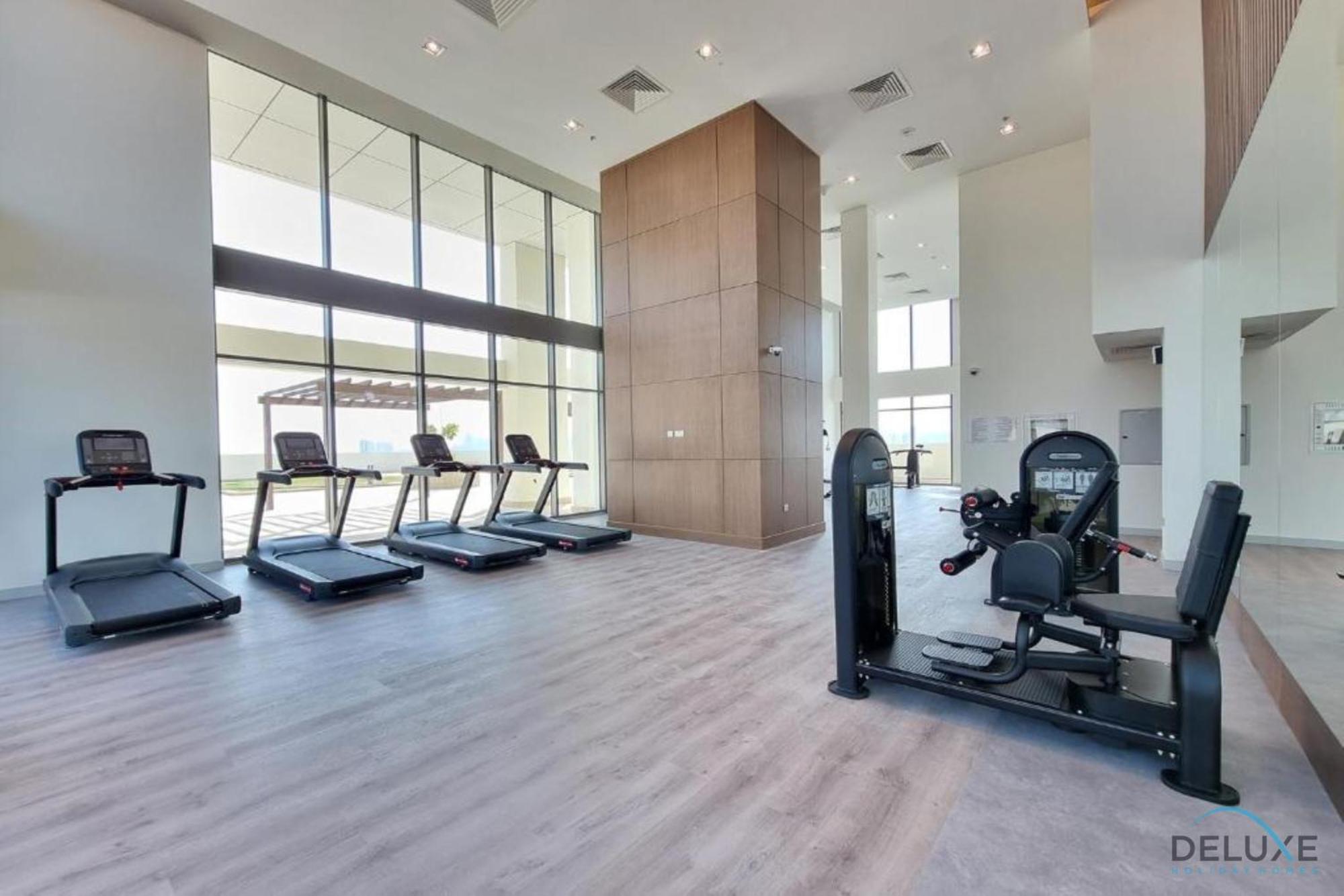 Lägenhet Charming At Farhad Azizi Al Jaddaf By Deluxe Homes