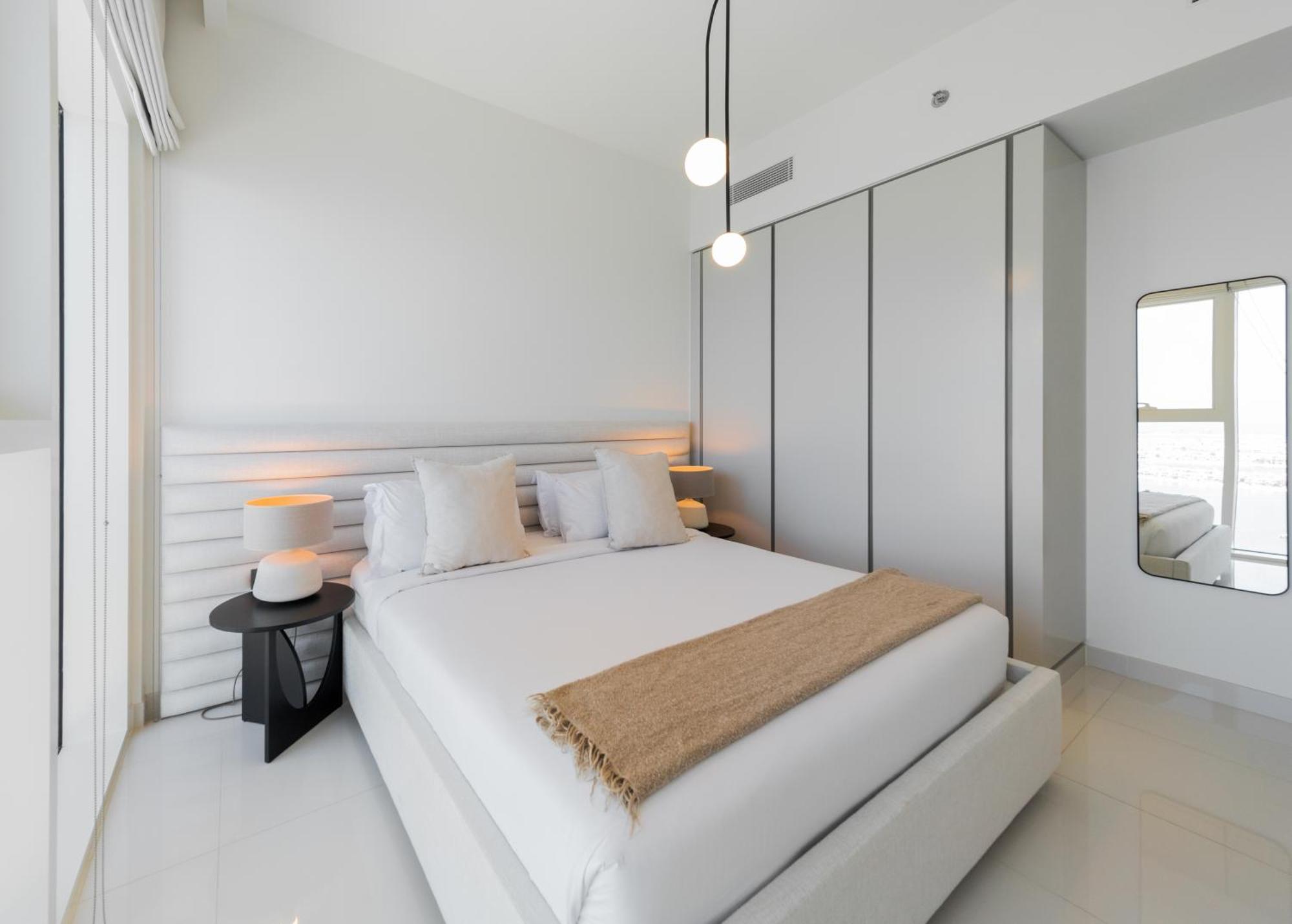 Eden's Homes & - Sunrise Bay Emaar Beachfront *