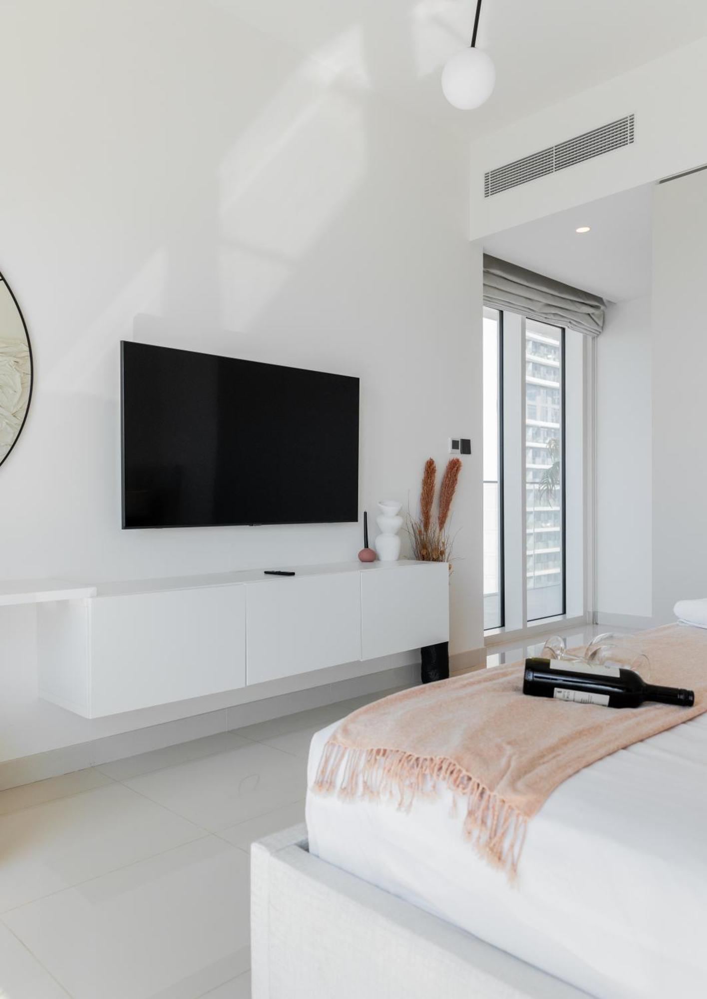 Eden's Homes & - Sunrise Bay Emaar Beachfront Apartament Dubai