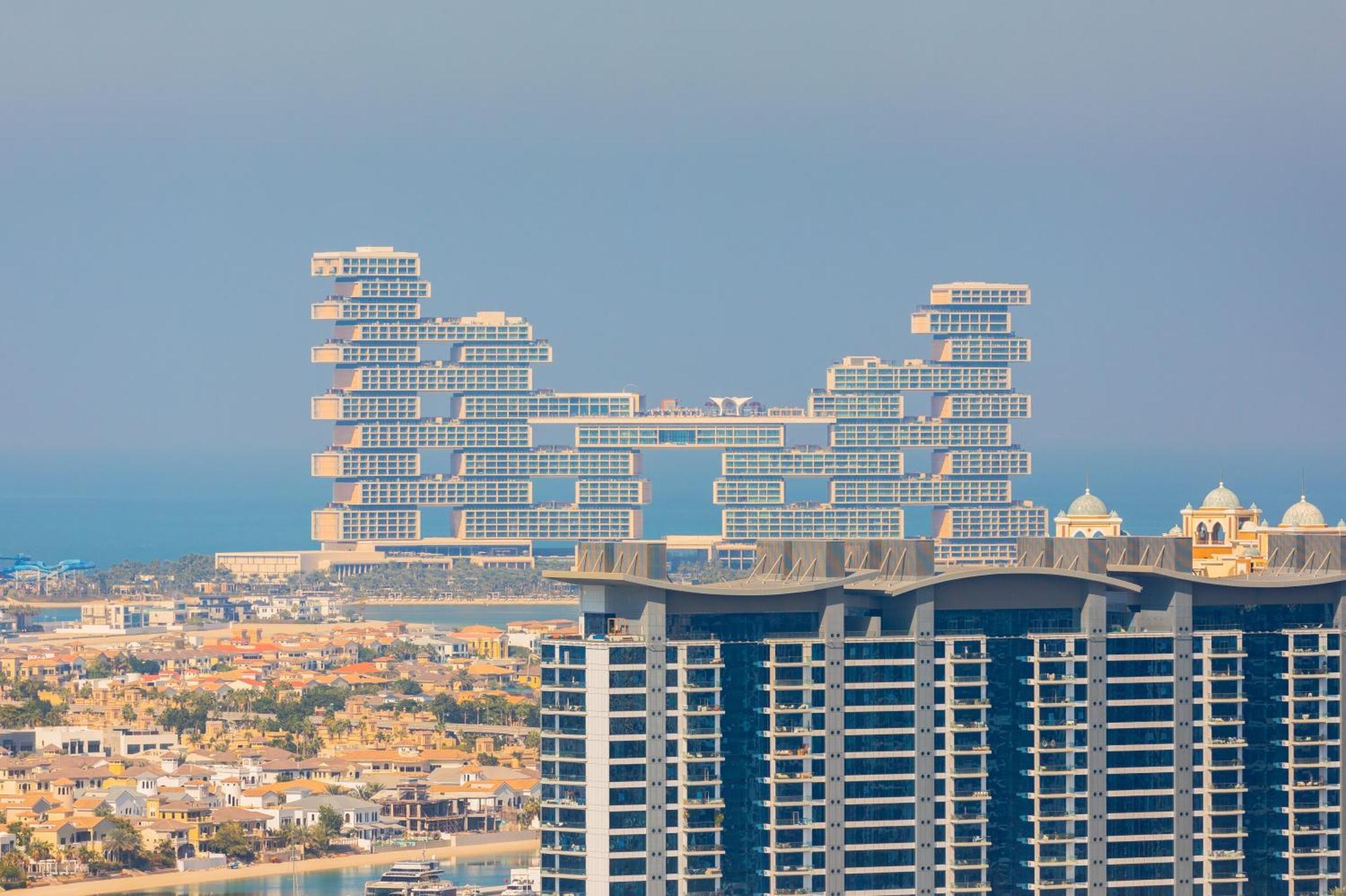 Eden's Homes & - Sunrise Bay Emaar Beachfront Dubai