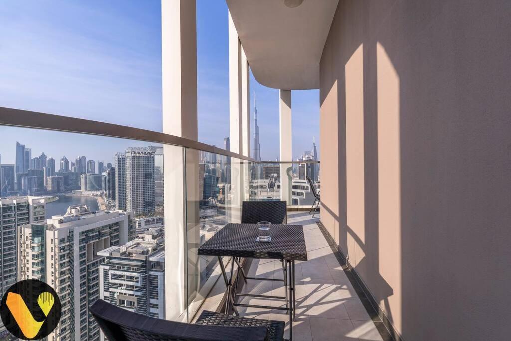 Lejlighed Vogue Bayz -burj Khalifa Views Near Mall Dubai