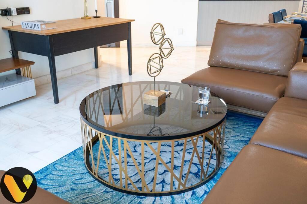 Lejlighed Vogue Bayz -burj Khalifa Views Near Mall Dubai