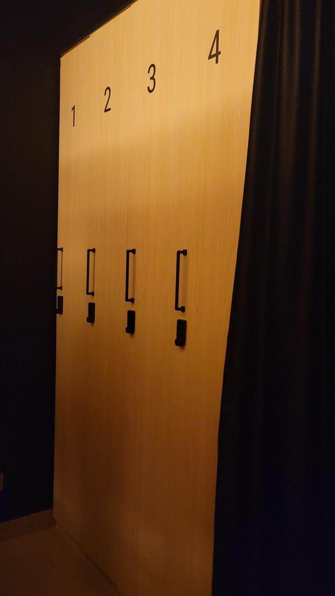 Capsule hotel Westay Capsule