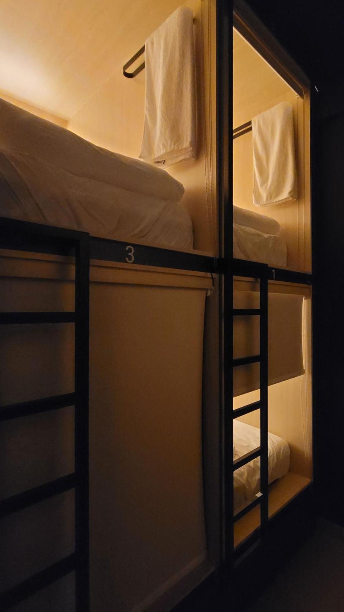 Westay Capsule Capsule hotel Dubai